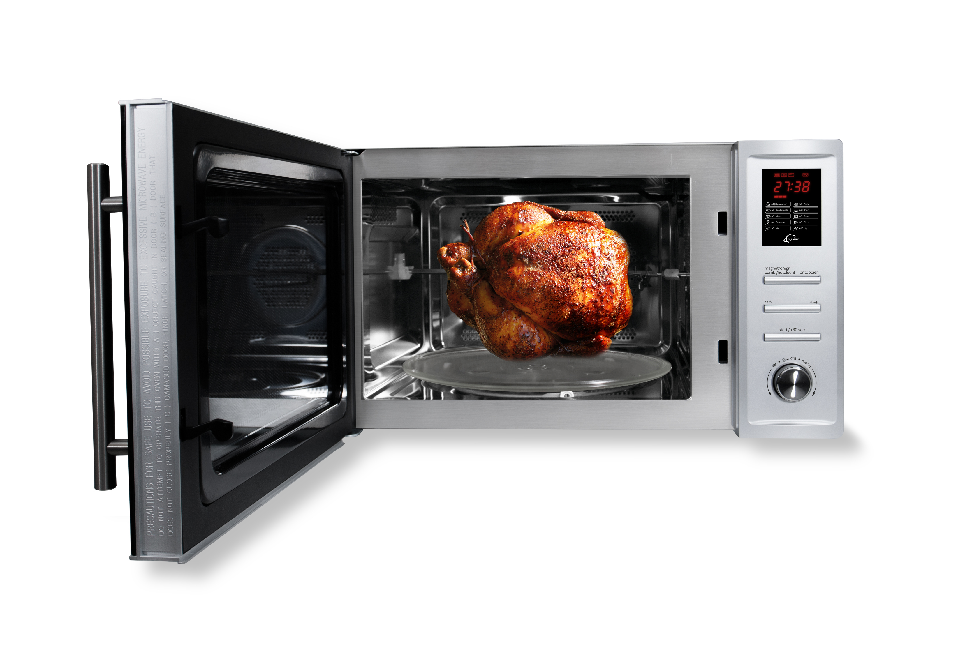 Un pollo arrosto dorato all'interno di un forno a microonde aperto in acciaio inox.