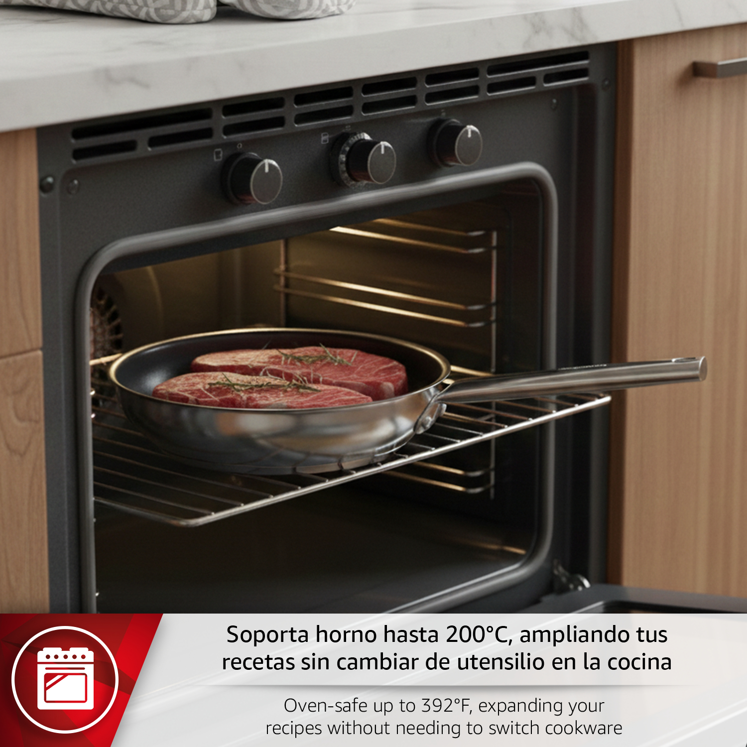 Filetes crudos en sartén dentro de un horno abierto