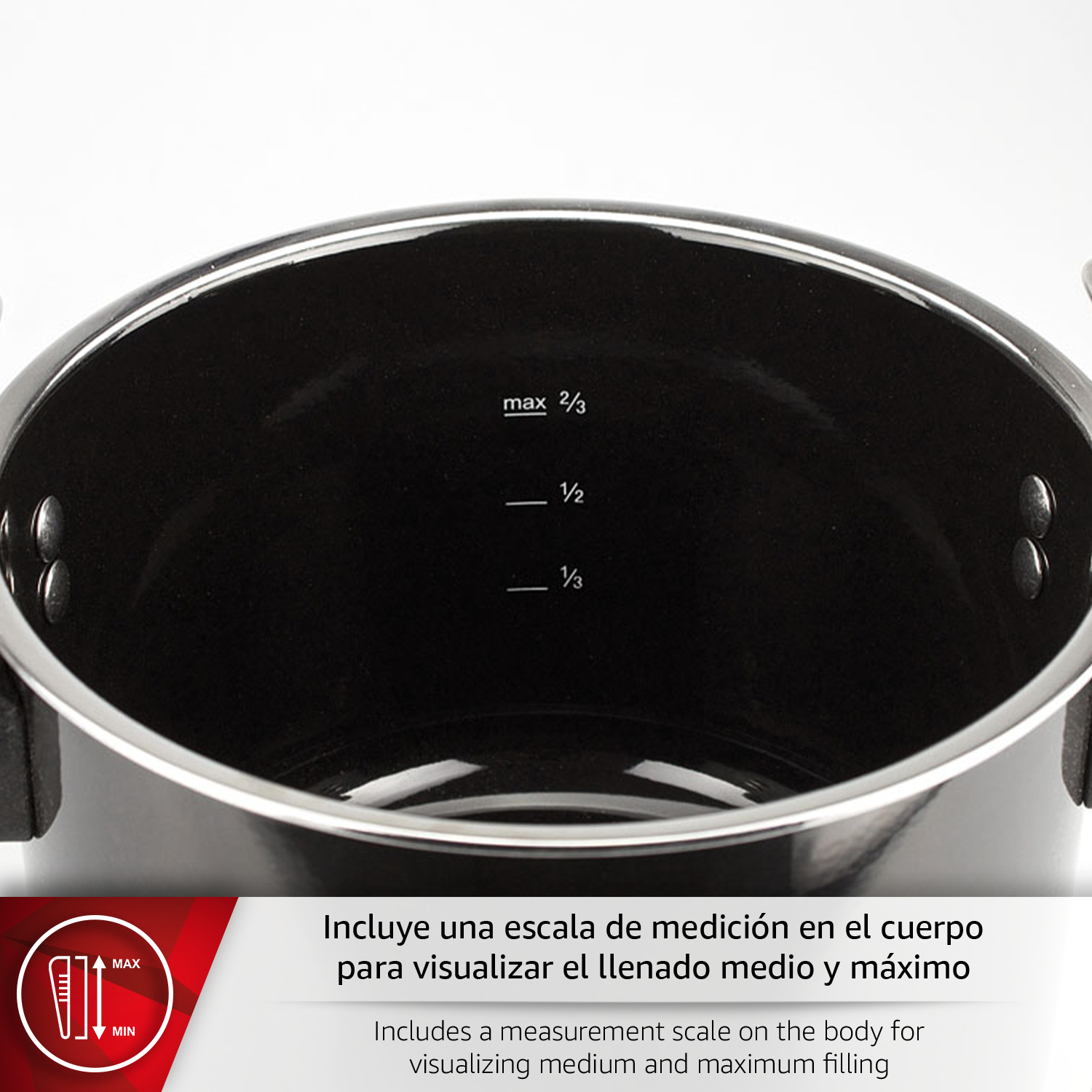 Una olla negra con escala de medición interna que muestra marcas de 1/3, 1/2, 2/3.