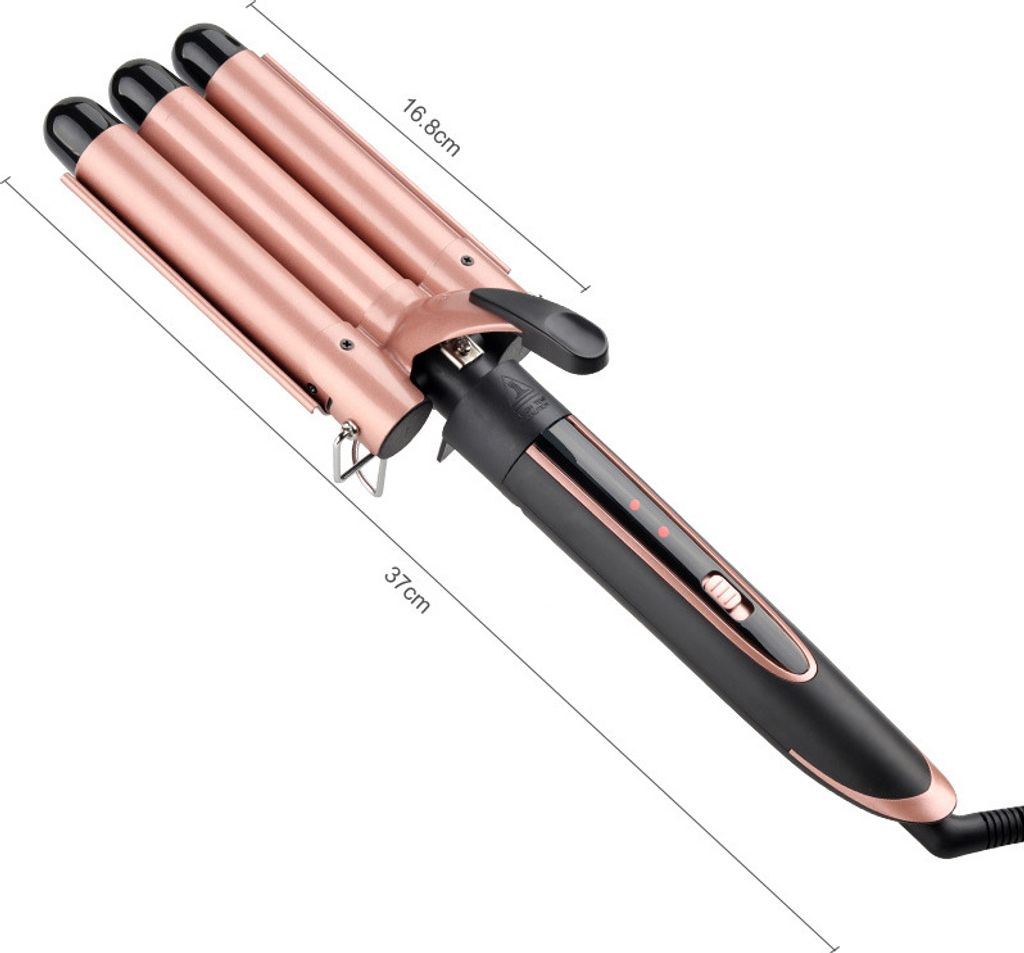 Ein roségoldener Lockenstab mit drei Zylindern und schwarzem Griff.
