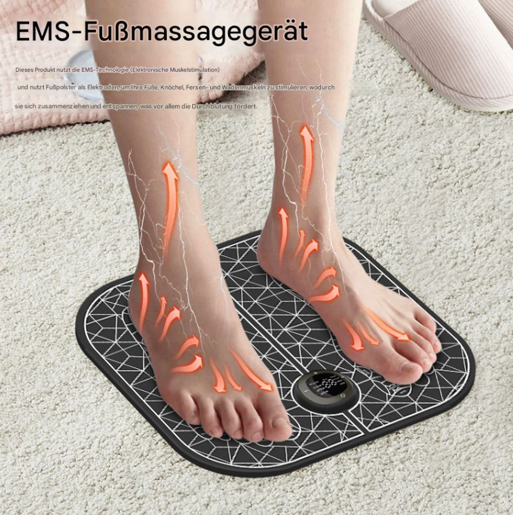 Füße auf EMS-Massagegerät mit orangen Pfeilen, die aufsteigende Stimulation zeigen.