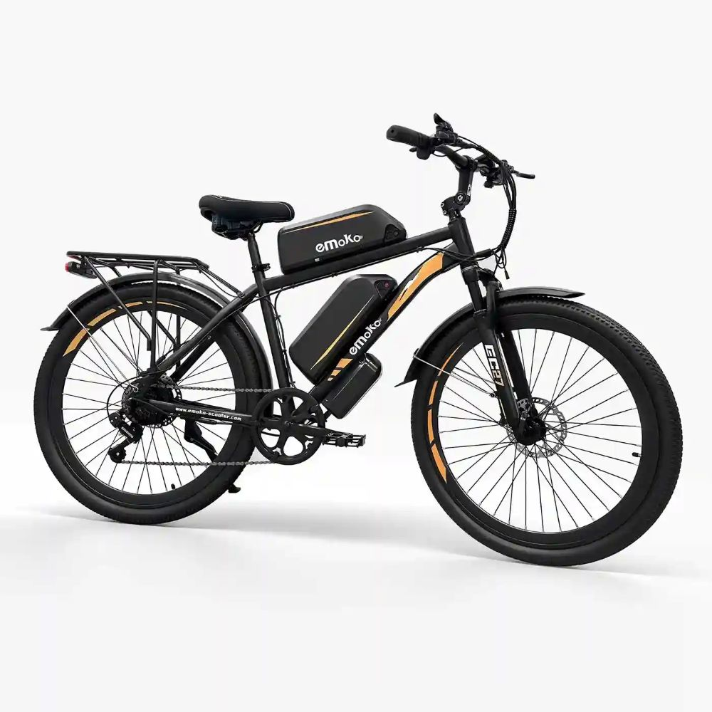 Bicicletta elettrica nera con due batterie e accenti arancioni, su sfondo bianco.