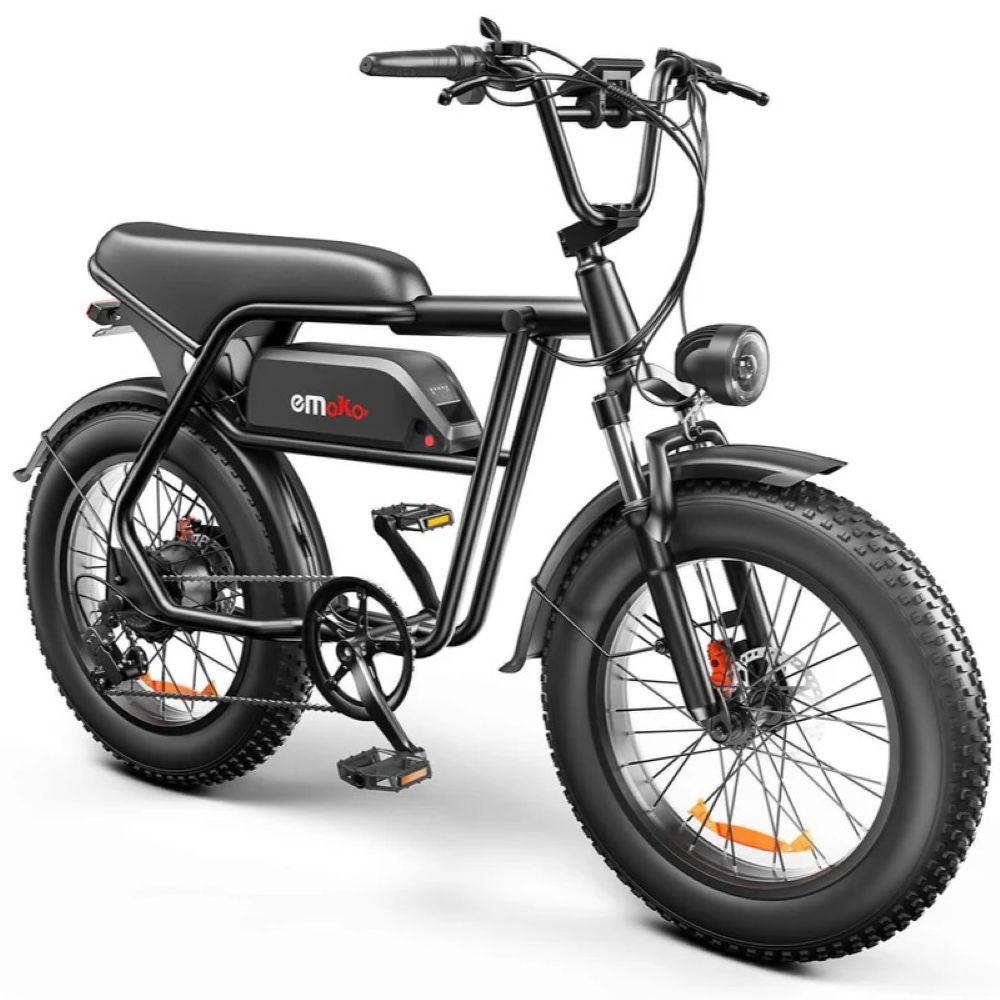 Una bicicletta elettrica nera con pneumatici grassi, batteria prominente e design retrò.