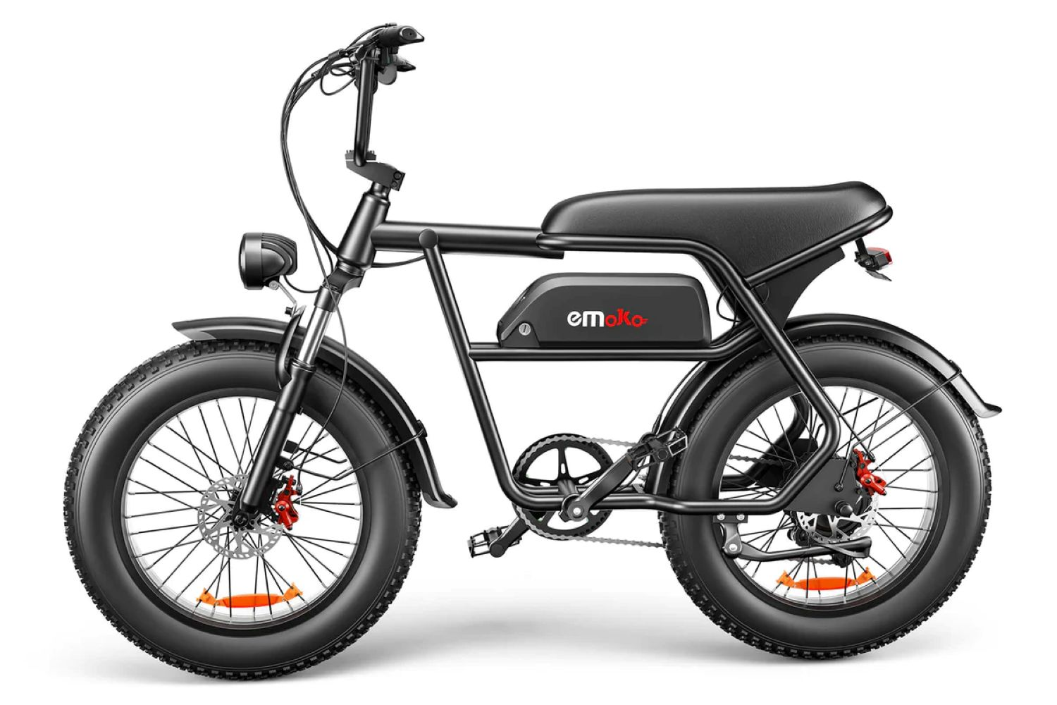 Bicicletta elettrica nera con pneumatici larghi, stile retrò, su sfondo bianco.