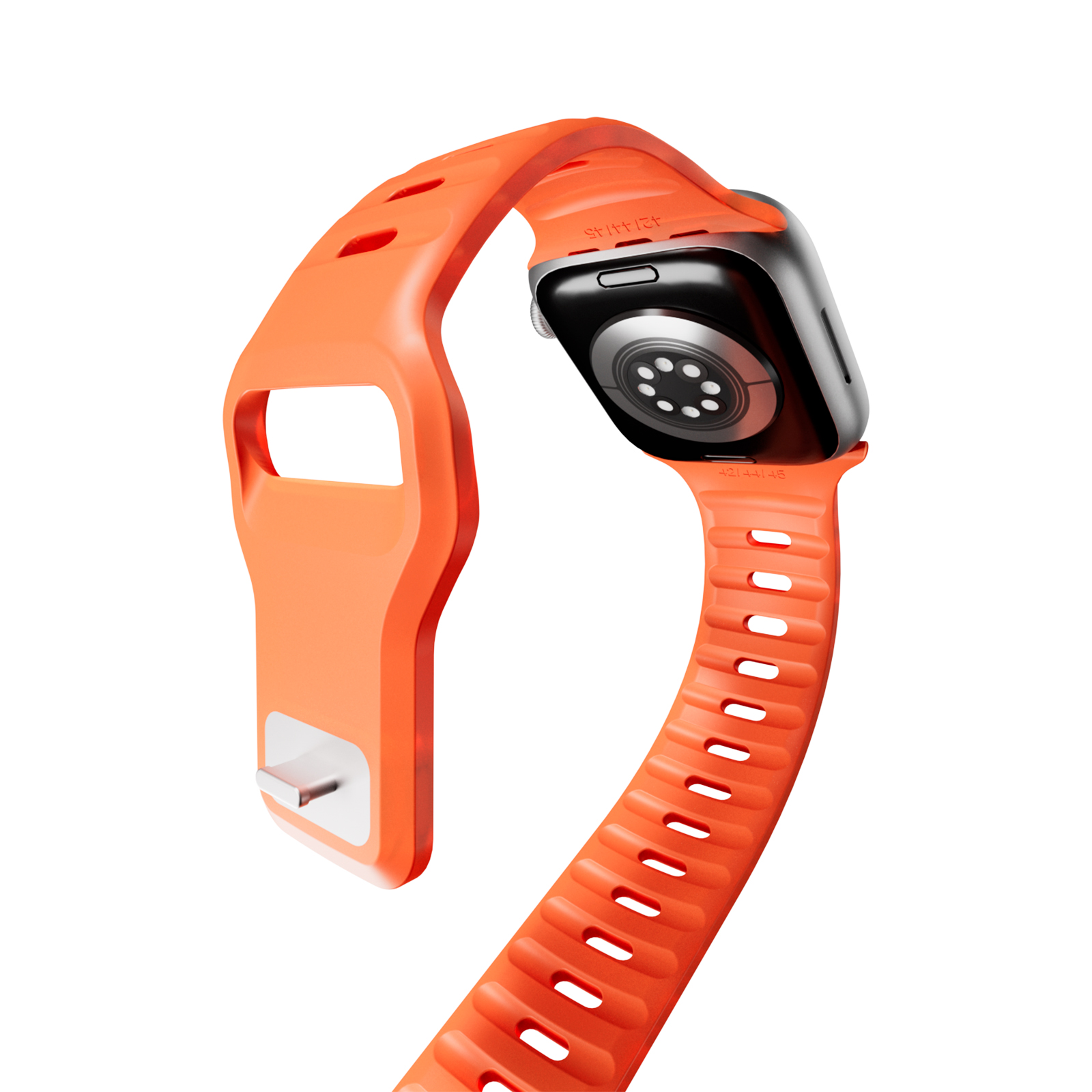 Pulsera naranja para reloj inteligente con conector plateado, sobre fondo blanco.