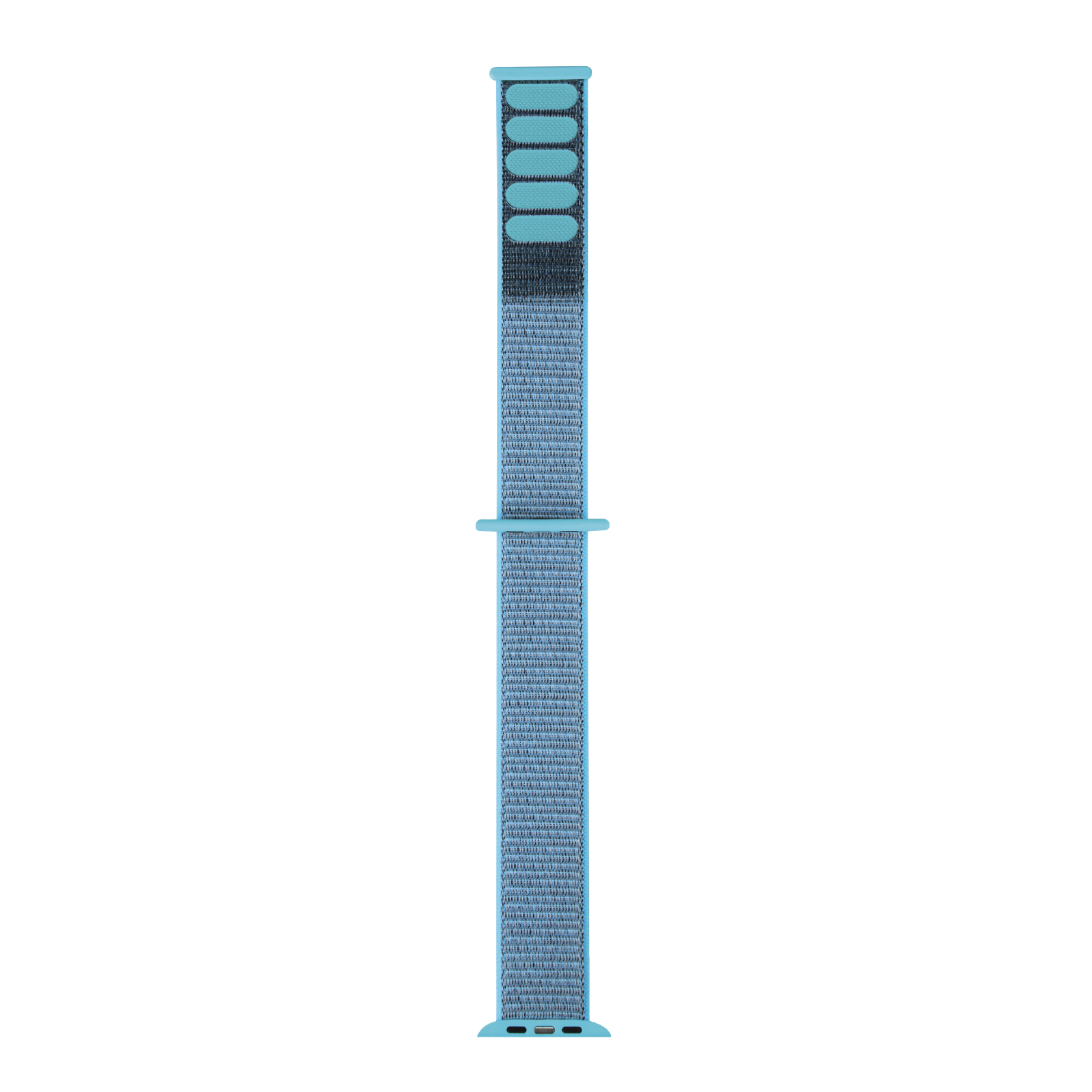 Una correa de reloj de tela tejida azul claro con cinco segmentos rectangulares azul oscuro en la parte superior, sobre un fondo blanco.