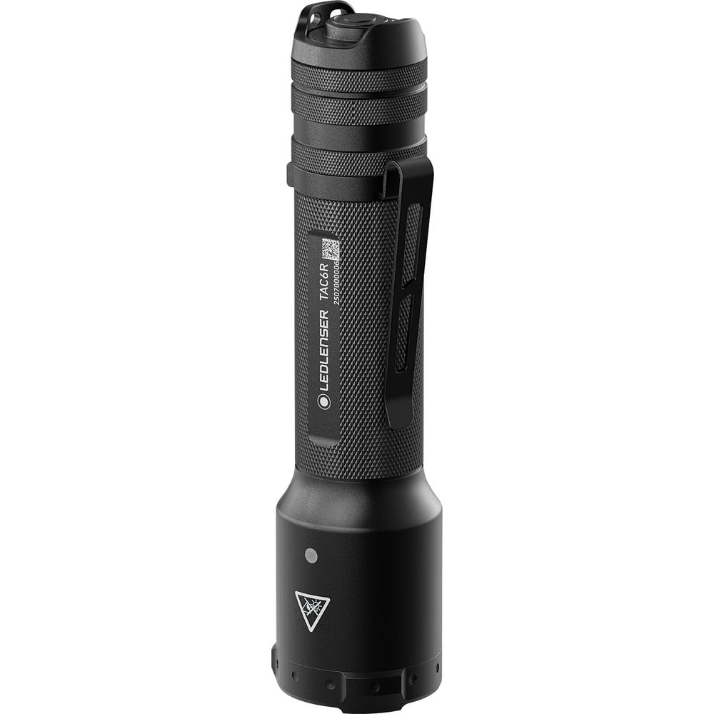 Schwarze LED-Taschenlampe mit gerändeltem Griff und Clip.