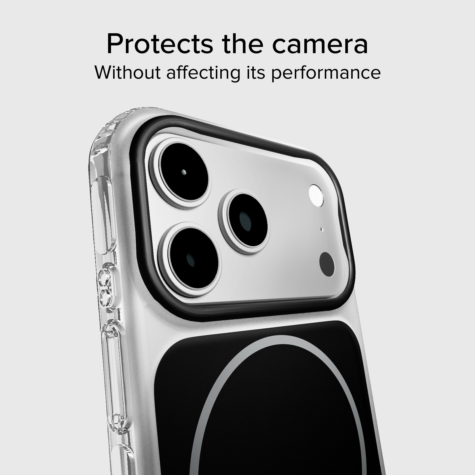 Funda transparente protege la cámara triple de un iPhone.