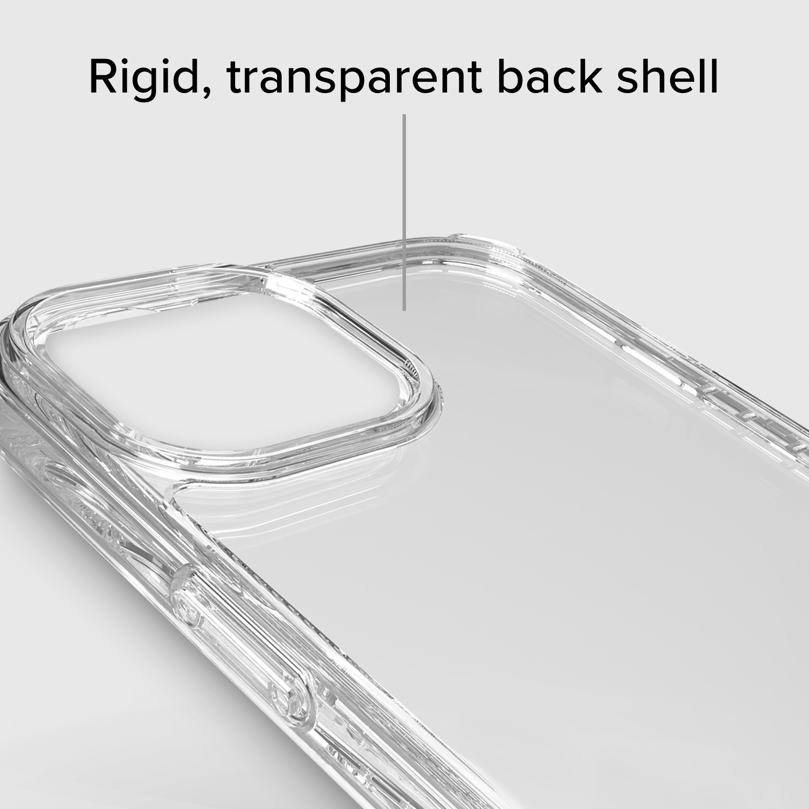 Carcasa trasera rígida y transparente de una funda de teléfono, centrada en los bordes.