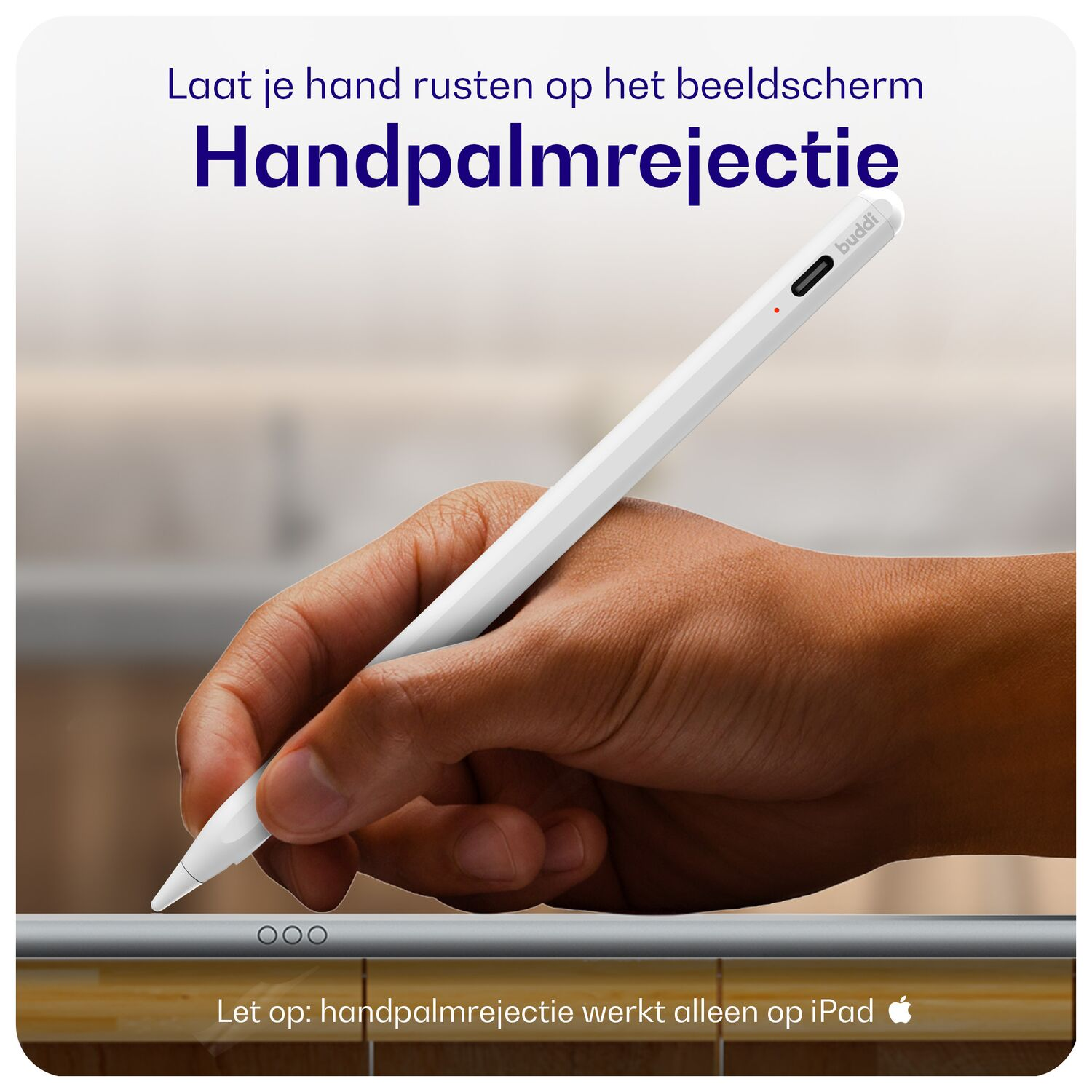 Hand rust op scherm met witte pen, die iPad palm rejection functie toont.