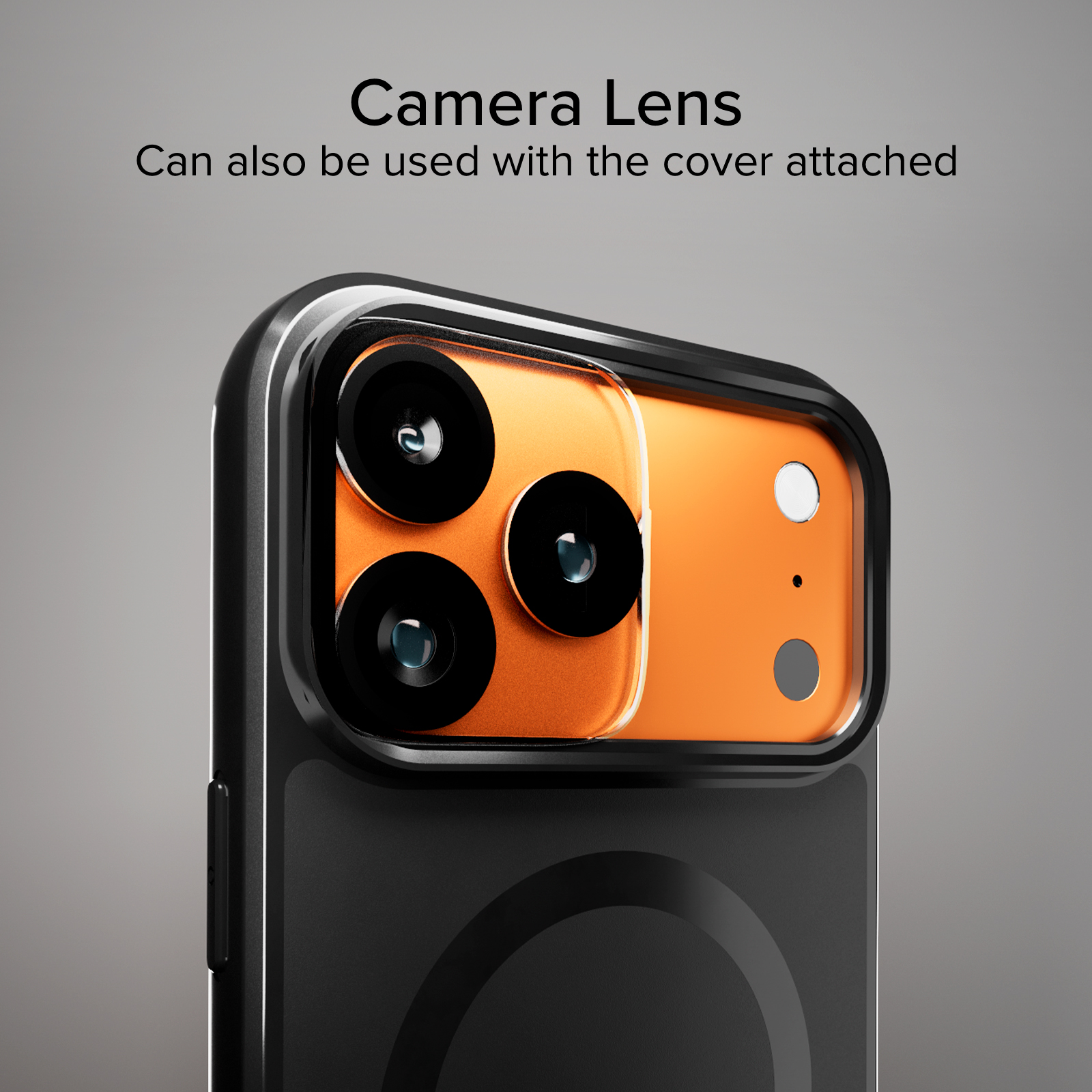 Primer plano del reverso de un teléfono con tres lentes de cámara negros sobre fondo naranja.