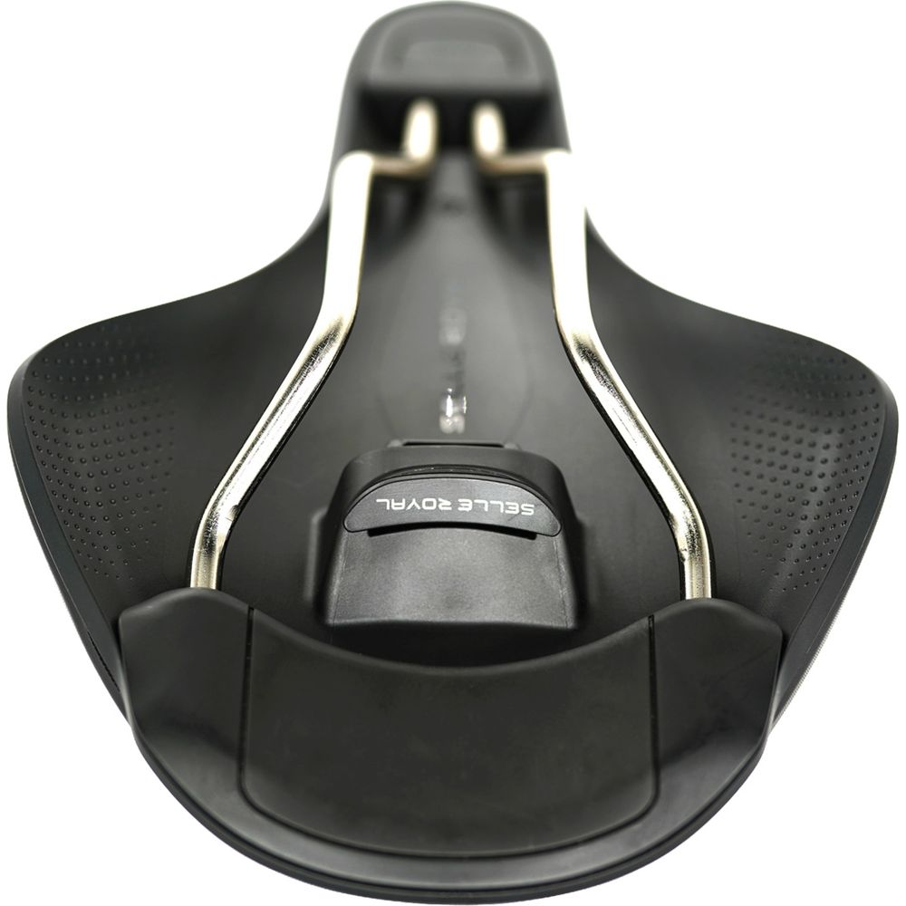 Schwarzer Fahrradsattel mit silbernen Schienen und „Selle Royal“-Logo.