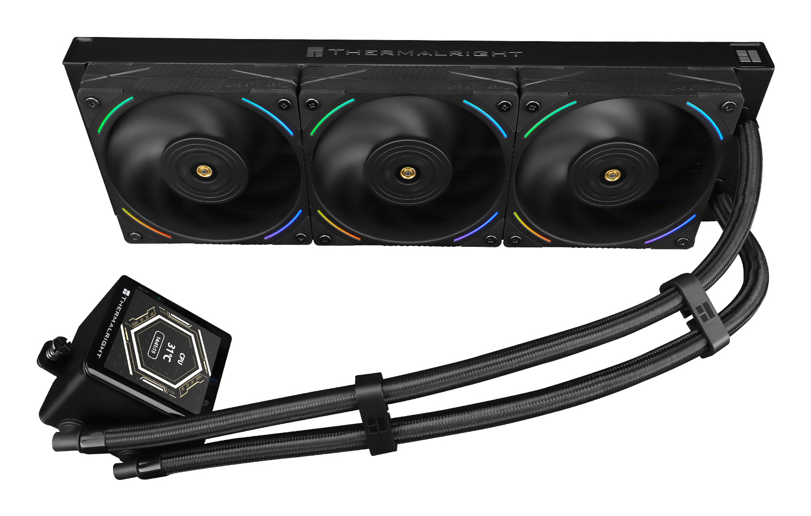 Enfriador de CPU de ordenador negro con tres ventiladores y pantalla LCD que muestra 31 °C.