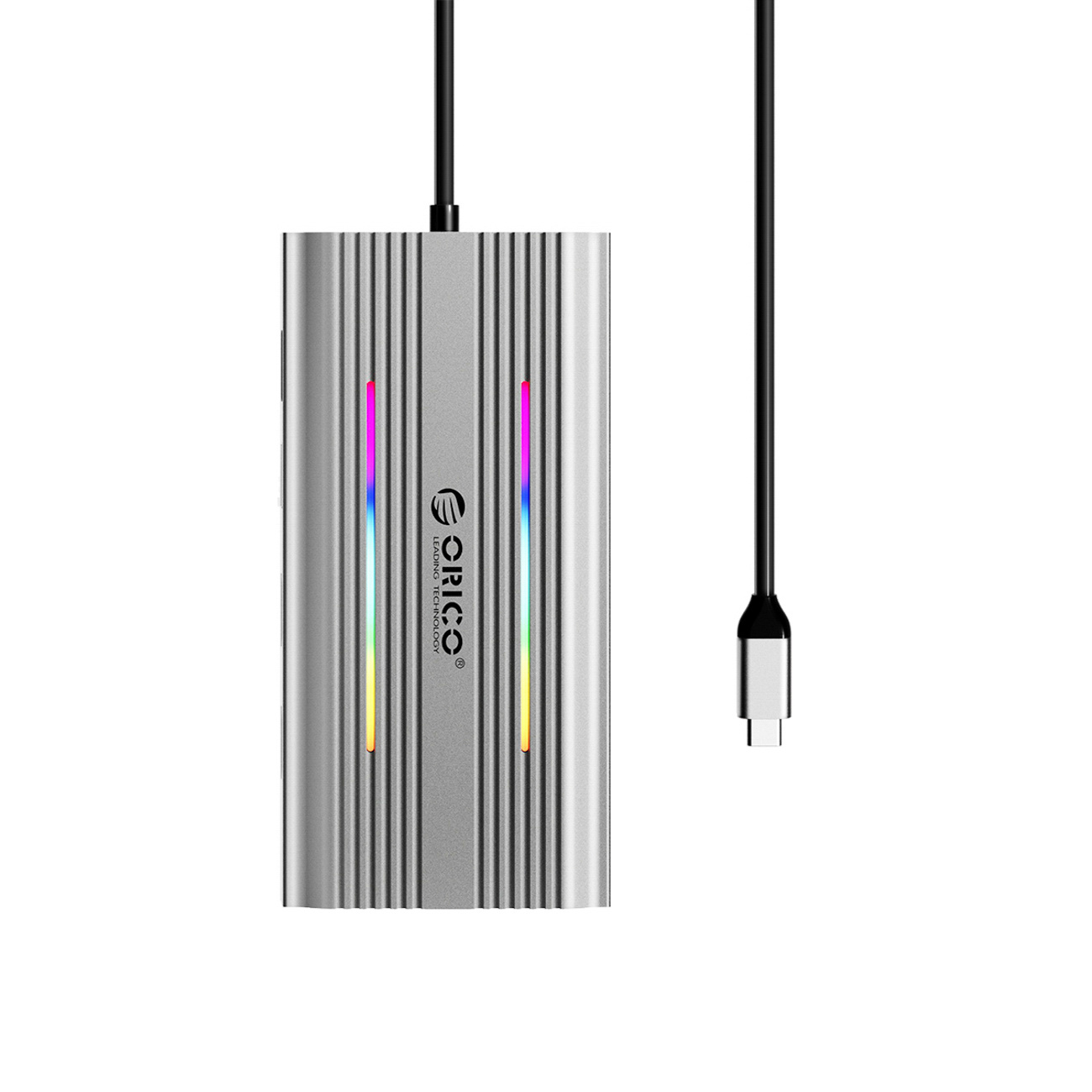 Srebrny dysk zewnętrzny ORICO z podświetleniem RGB i kablem USB-C.