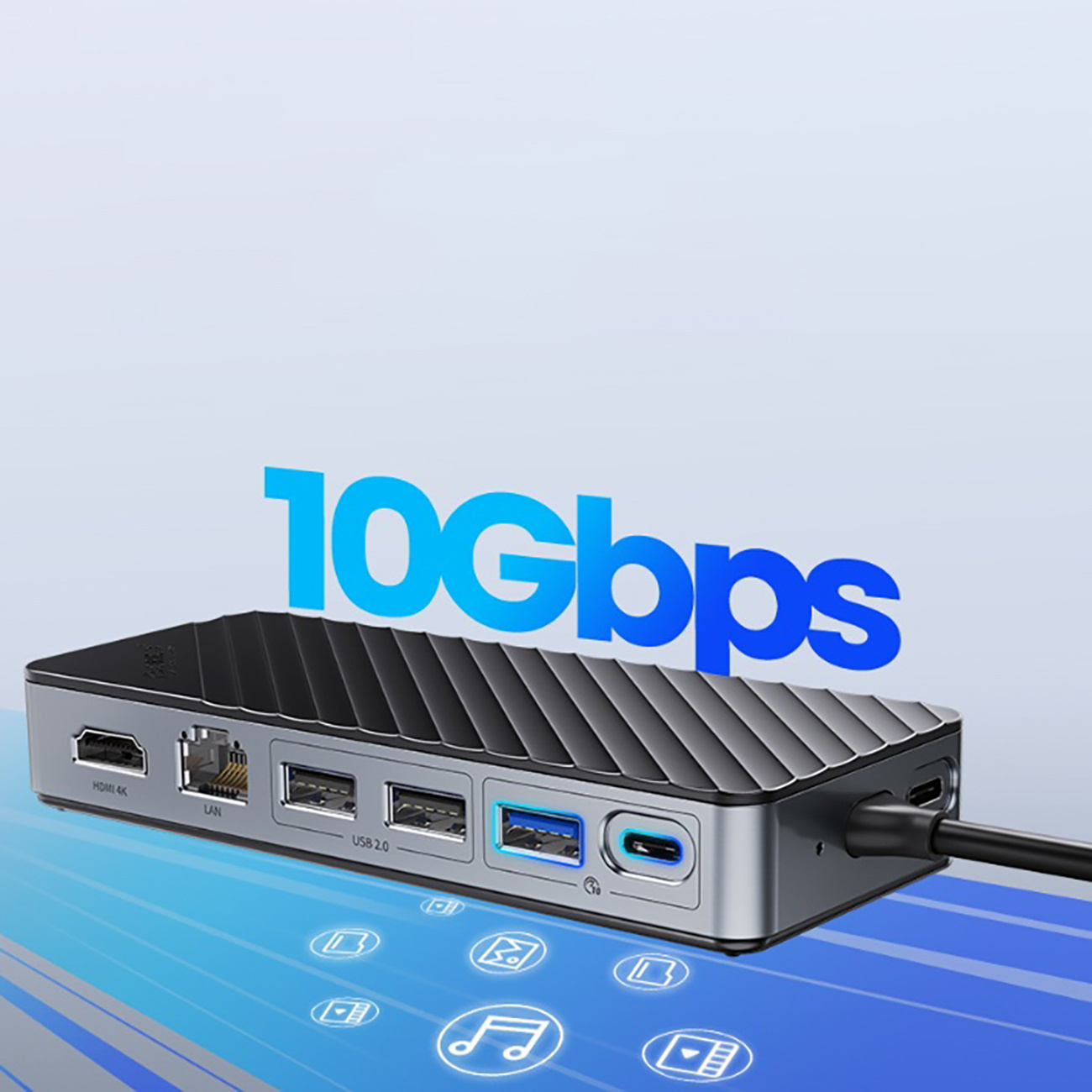 Czarny hub USB-C z portami HDMI, LAN i wieloma portami USB.