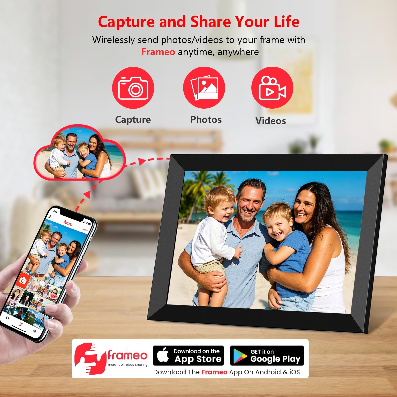 Ein Smartphone zeigt eine Familie; ein Fotorahmen zeigt dieselbe Familie am Strand.