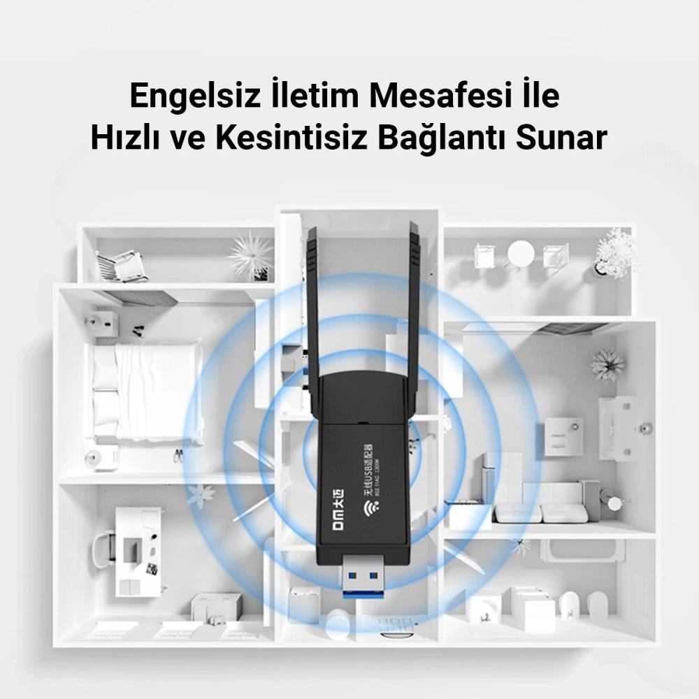 Antenli siyah bir USB Wi-Fi adaptörü, şematik bir evin içine yerleştirilmiş.