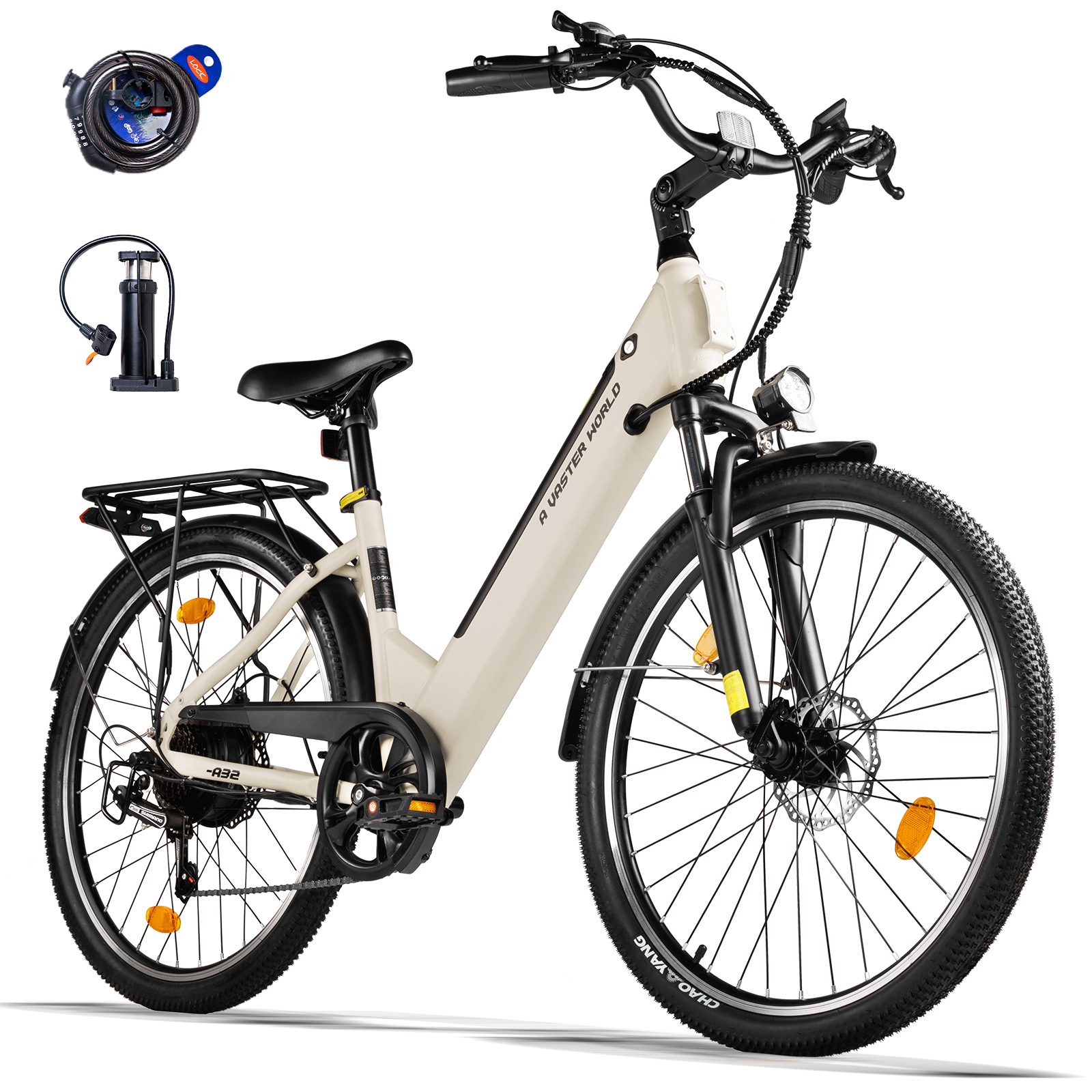 Ein cremefarbenes E-Bike mit schwarzem Gepäckträger, Pumpe und Schloss.
