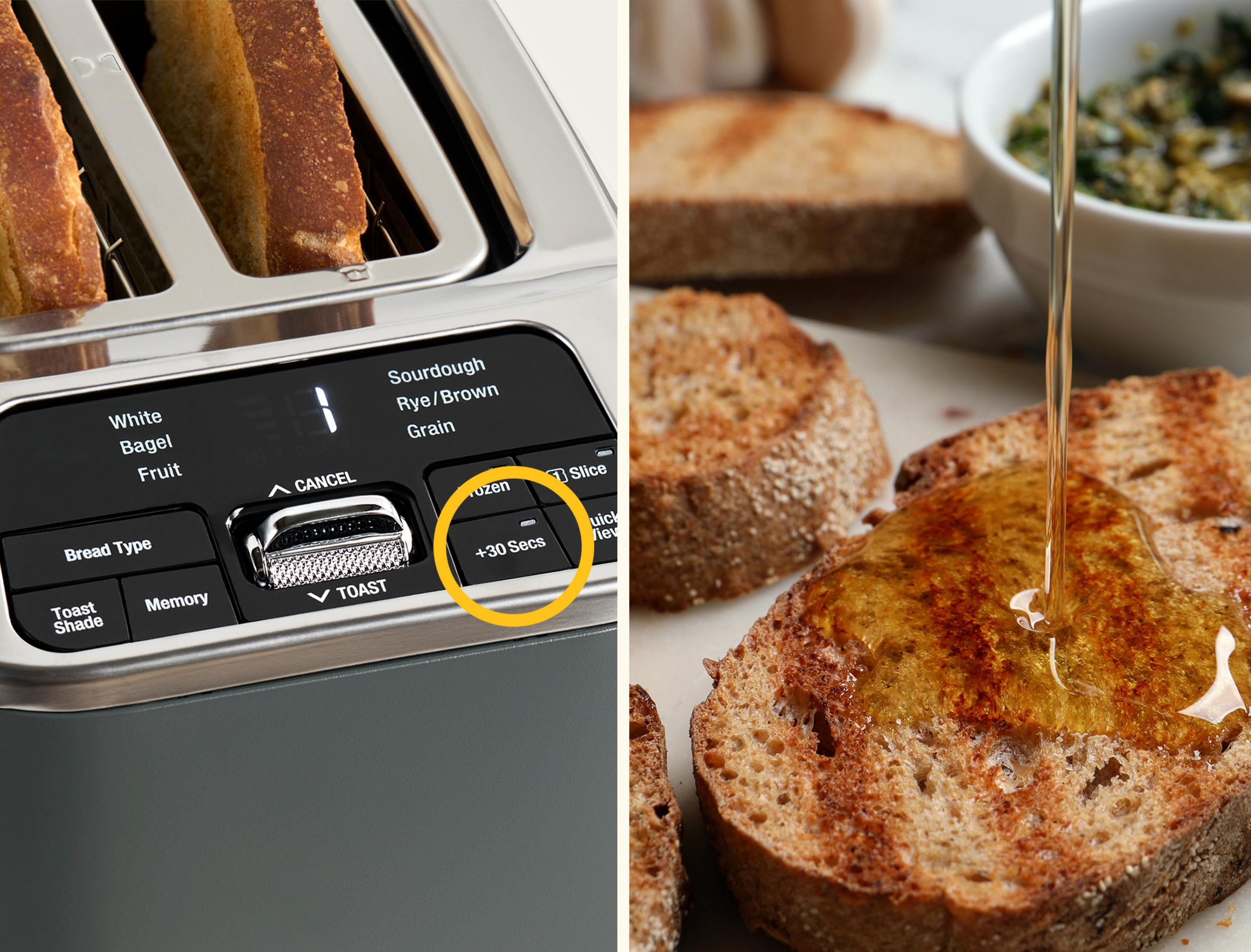Un tostapane con fette di pane e pane irrorato di miele.