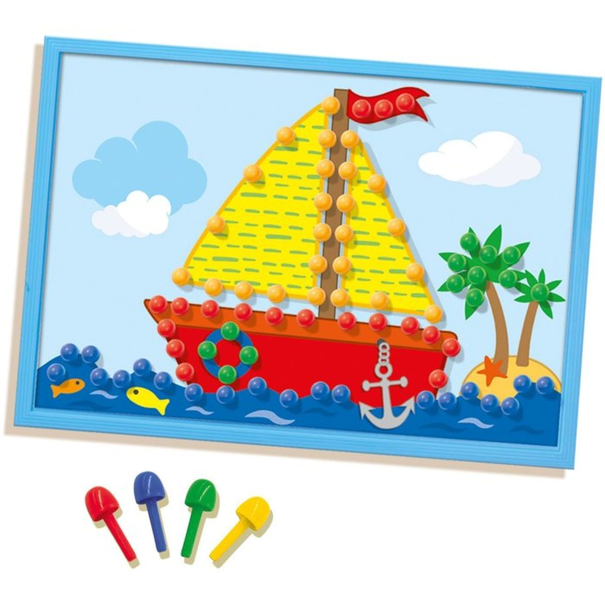 Ein buntes Spielzeug-Mosaik mit einem Schiff, Palmen und zwei Fischen.