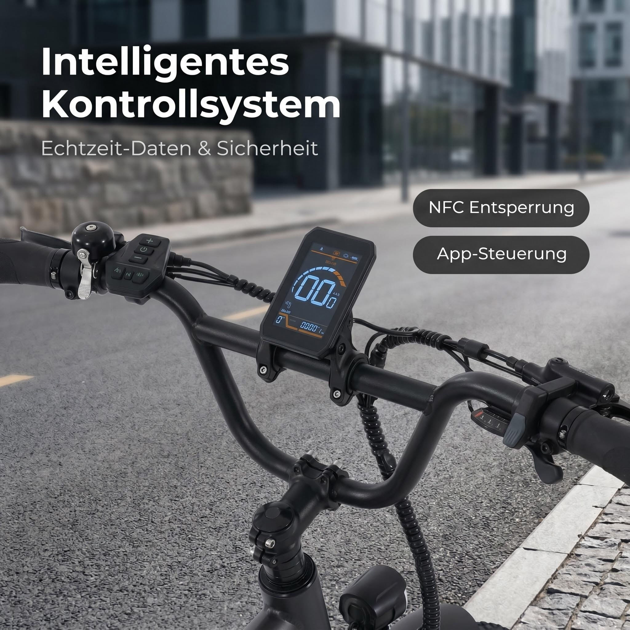 Nahaufnahme des Lenkers eines E-Bikes mit Display, Steuerung und Klingel.