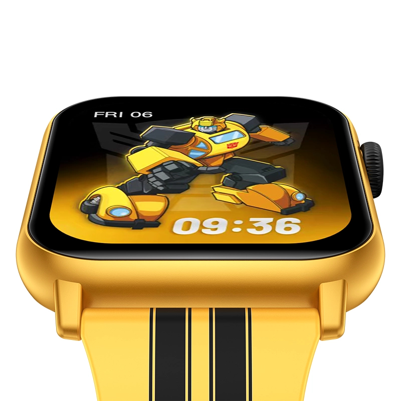 Żółty smartwatch z tapetą Bumblebee, godzina 09:36.