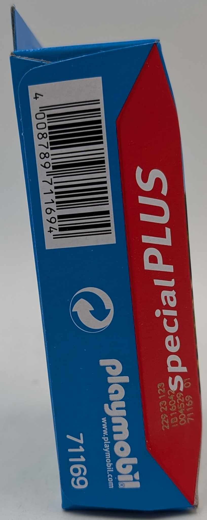 Blaue und rote Playmobil-Verpackung mit Barcode und Text.