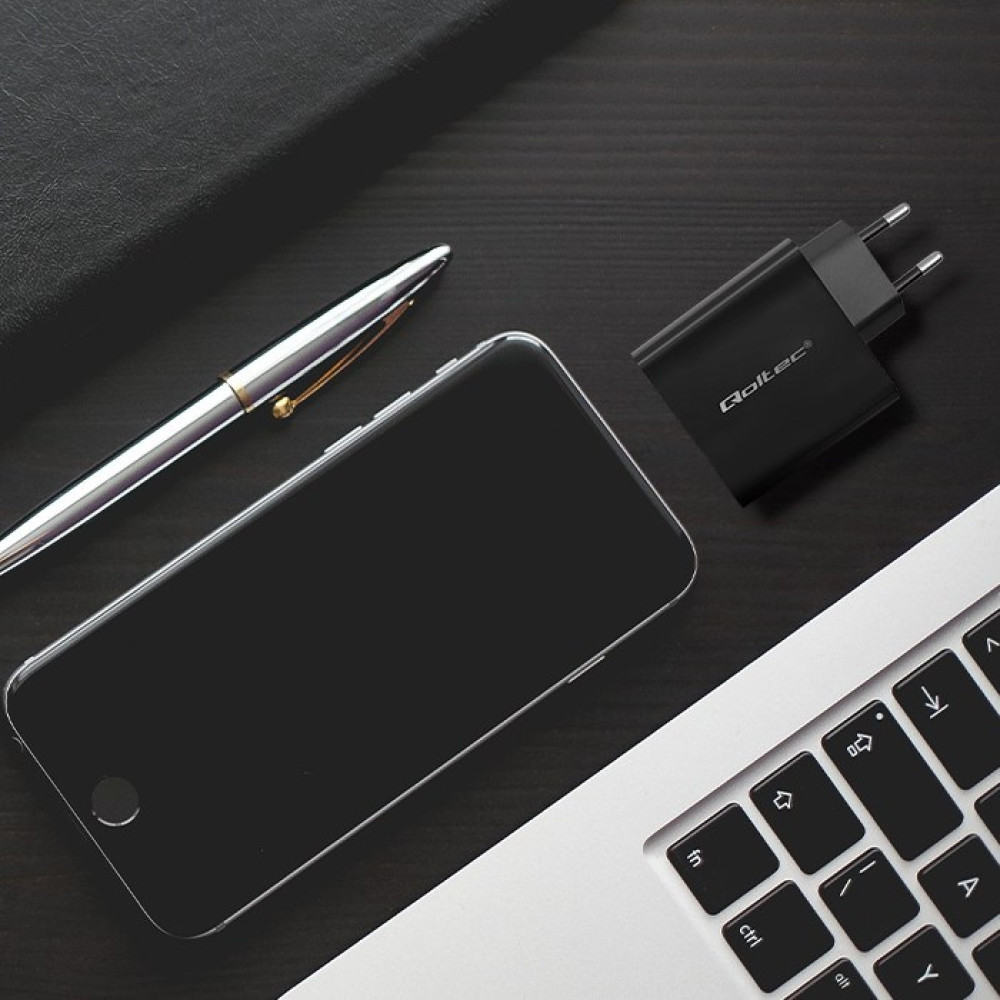 Ładowarka sieciowa QOLTEC SUPER QUICK PD | 1XUSB-C | 1XUSB Czarny