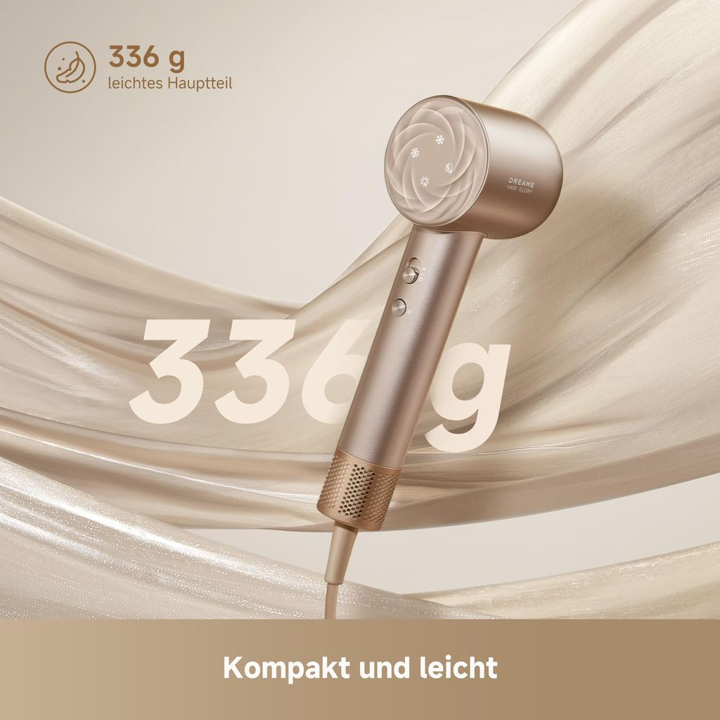 Ein leichter, kompakter Haartrockner in Roségold auf beigefarbenem Stoff.