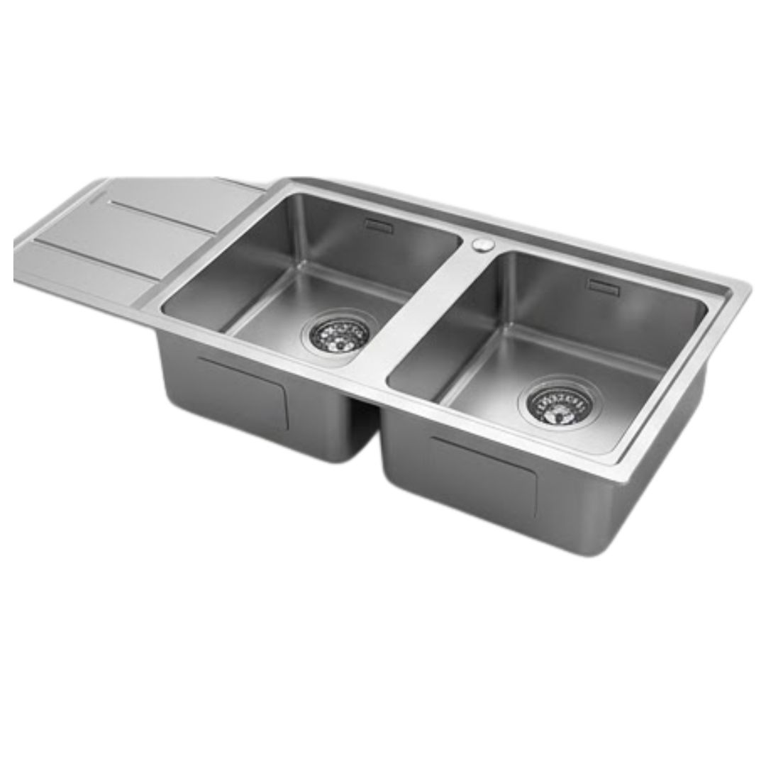 Lavello doppio in acciaio inox con scivolo.