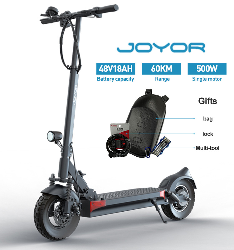 Uno scooter elettrico Joyor nero con 48V 18AH, 60KM di autonomia, 500W.