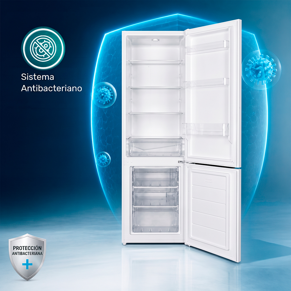 Un frigorífico blanco con puertas abiertas, sobre un fondo azul con iconos de bacterias.