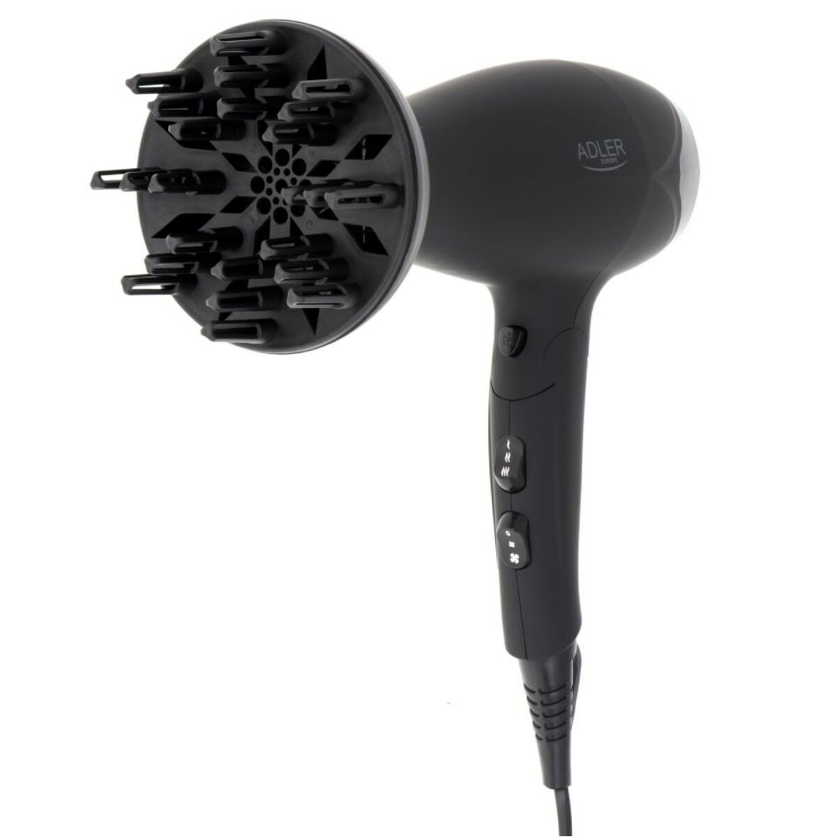 Un asciugacapelli nero con diffusore e logo Adler.