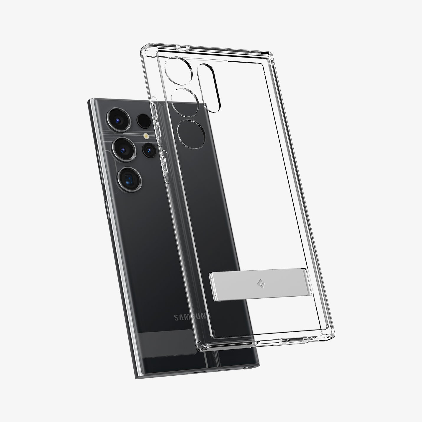 Una custodia trasparente per telefono fluttua su uno smartphone nero con più fotocamere.