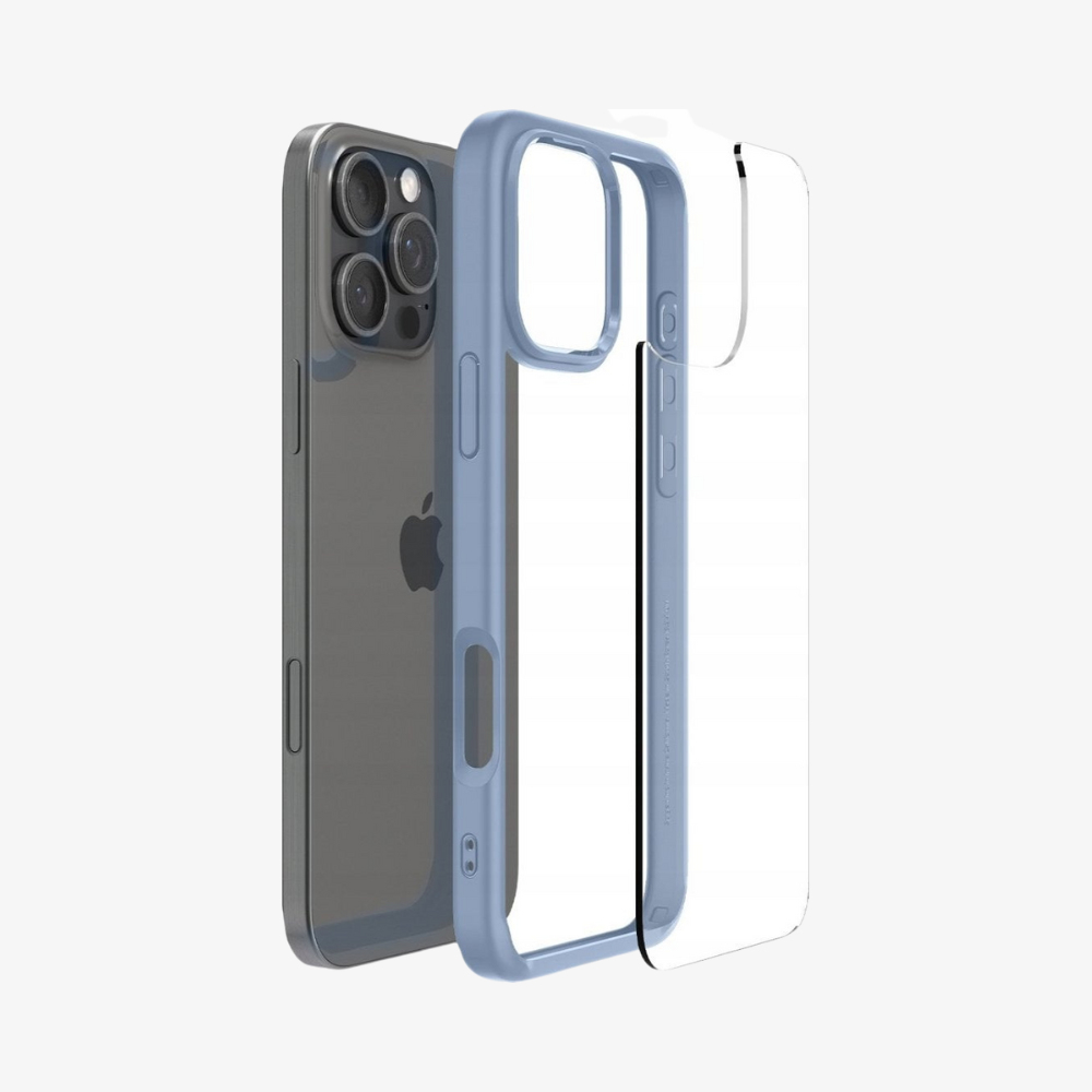 Una cover blu per telefono è mostrata accanto a un iPhone grigio scuro con tre fotocamere.