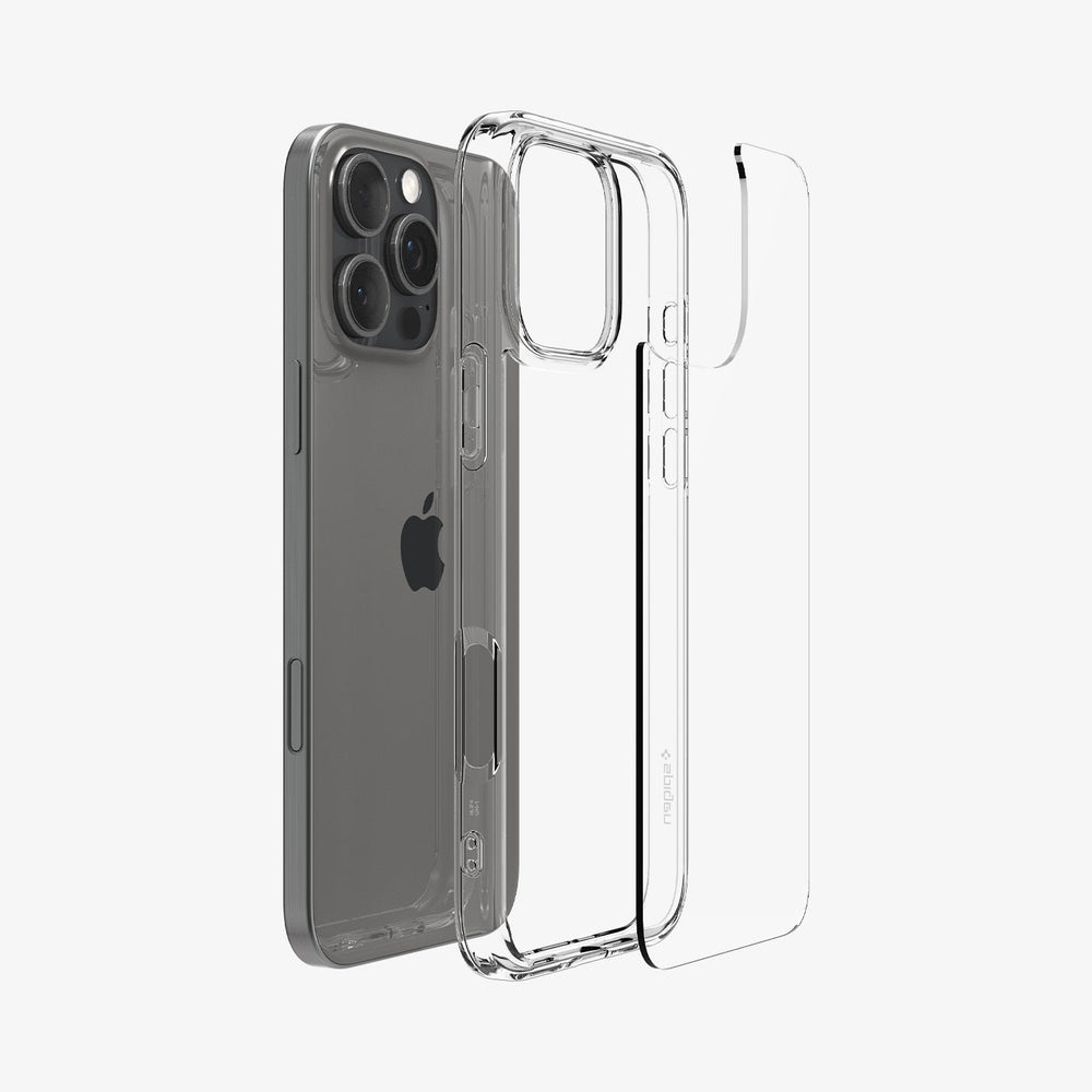 Un iPhone trasparente accanto a una custodia trasparente su sfondo bianco.