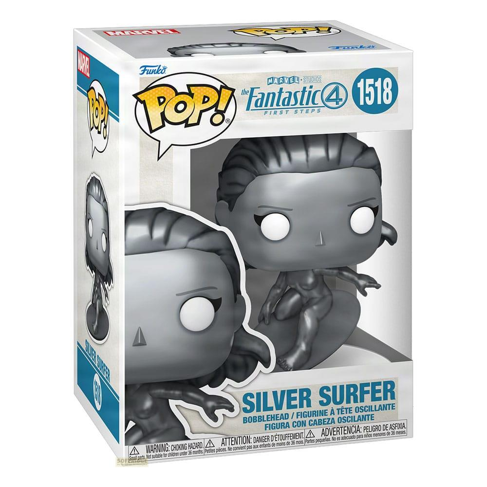Una scatola display Funko Pop! del Silver Surfer con due figure.
