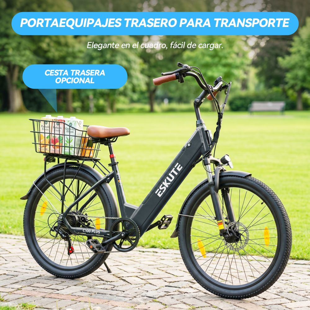 Una bicicleta eléctrica negra con portaequipajes trasero opcional y cesta.