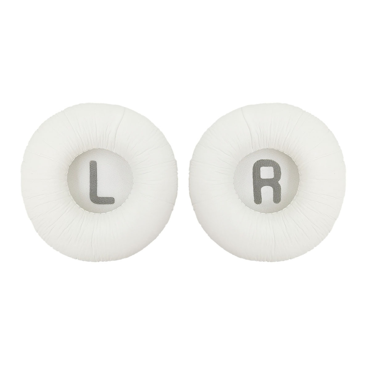 Twee witte oorkussens met L en R belettering op witte achtergrond.