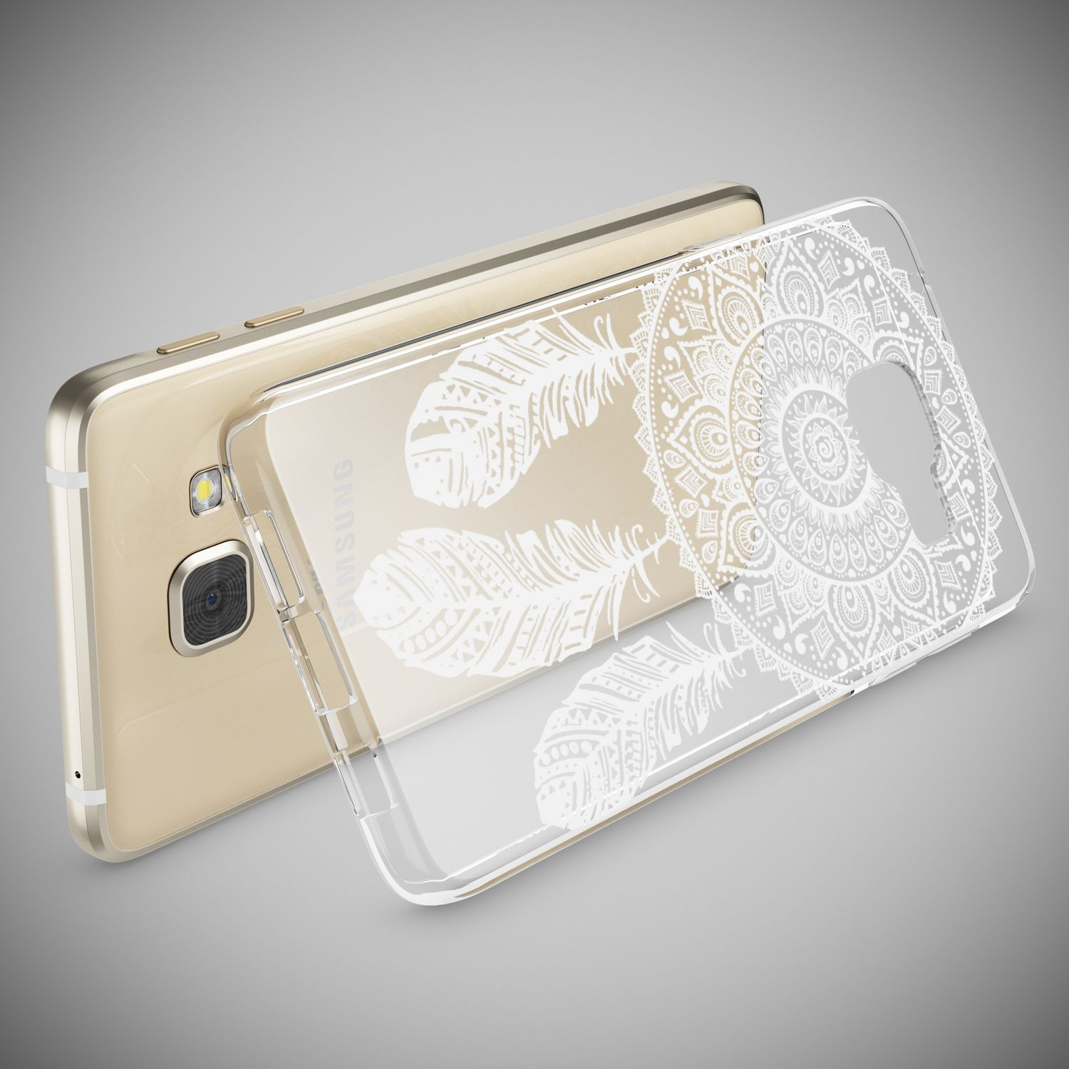 Ein goldener Samsung Handy mit einer transparenten Hülle mit weißen Federn und Mandala.