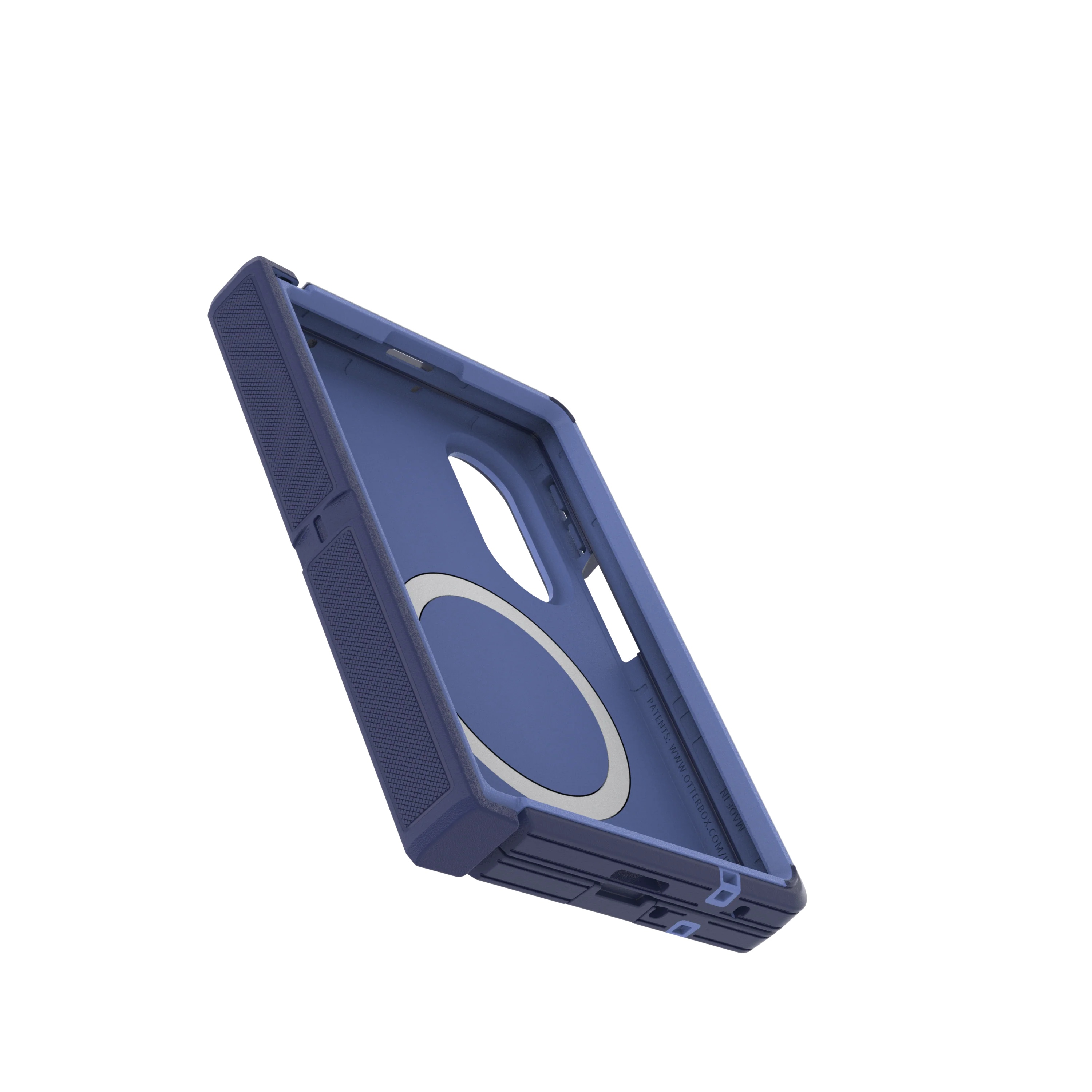 Une coque de téléphone bleu foncé avec une découpe circulaire.