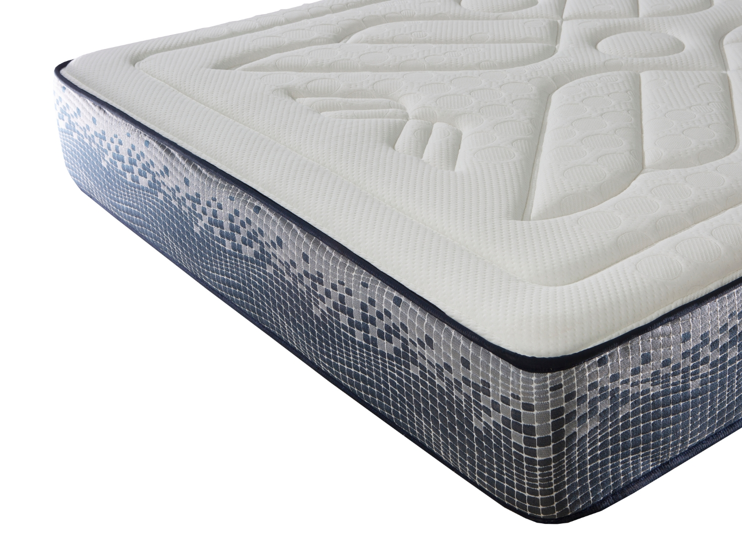 Un colchón blanco con superficie texturizada y lateral estampado en azul.