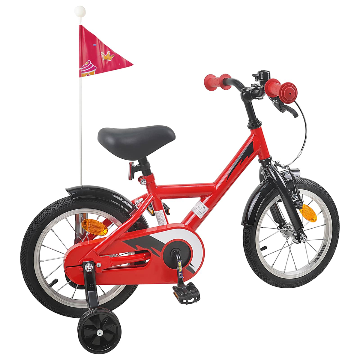 Ein rotes Kinderfahrrad mit Stützrädern, einem schwarzen Sattel und einer Flagge mit Cupcake-Motiv.