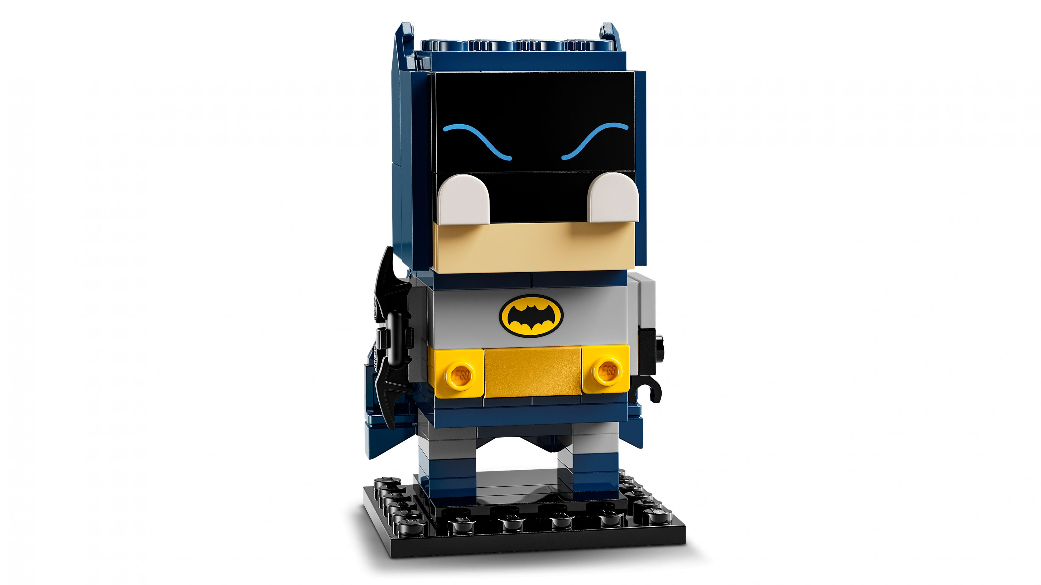 Una minifigure Lego di Batman con mantello blu ed emblema giallo su torso grigio.
