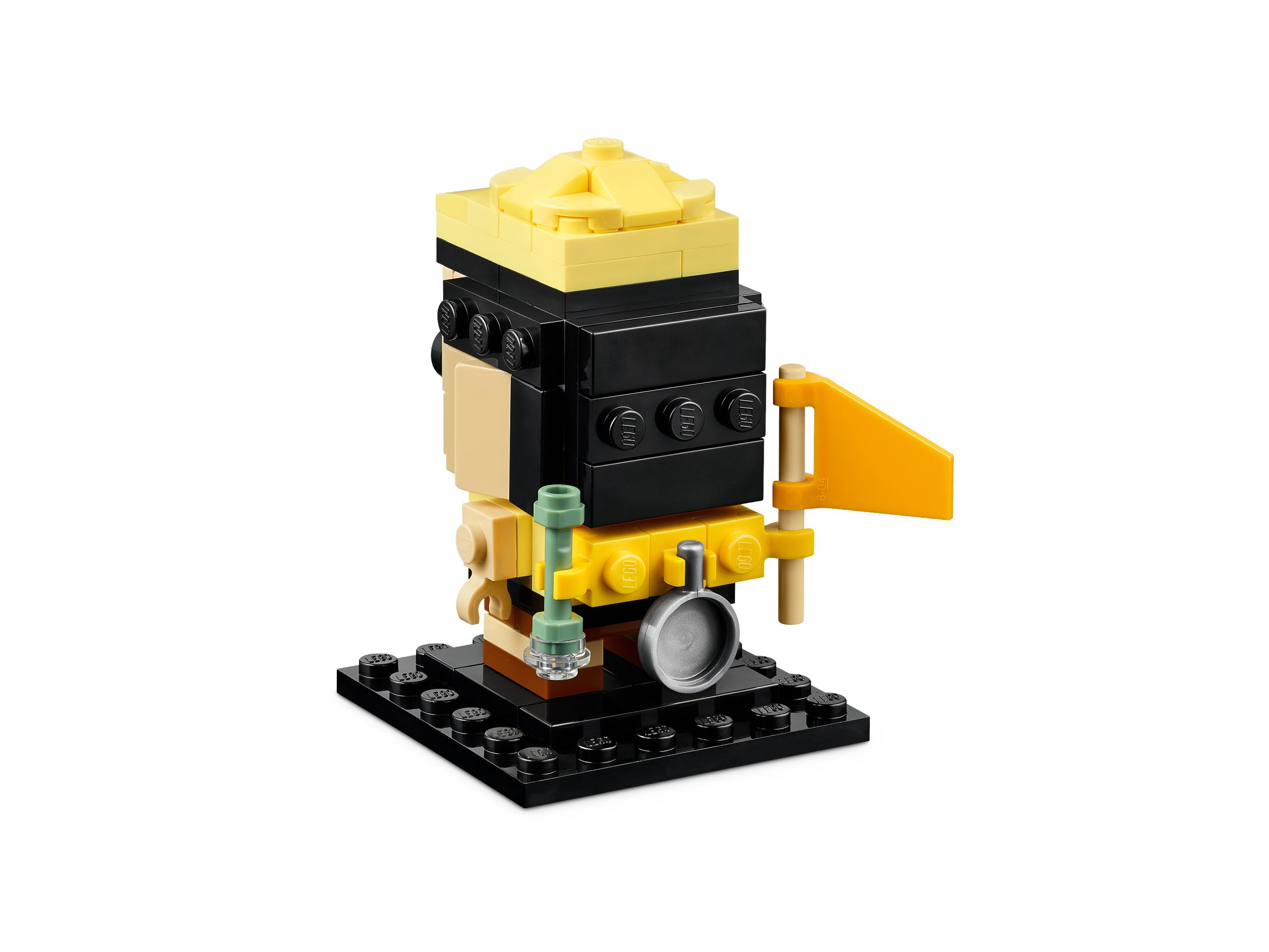 Sarı kafalı, siyah gövdeli, turuncu bayraklı ve tavalı Lego karakteri.