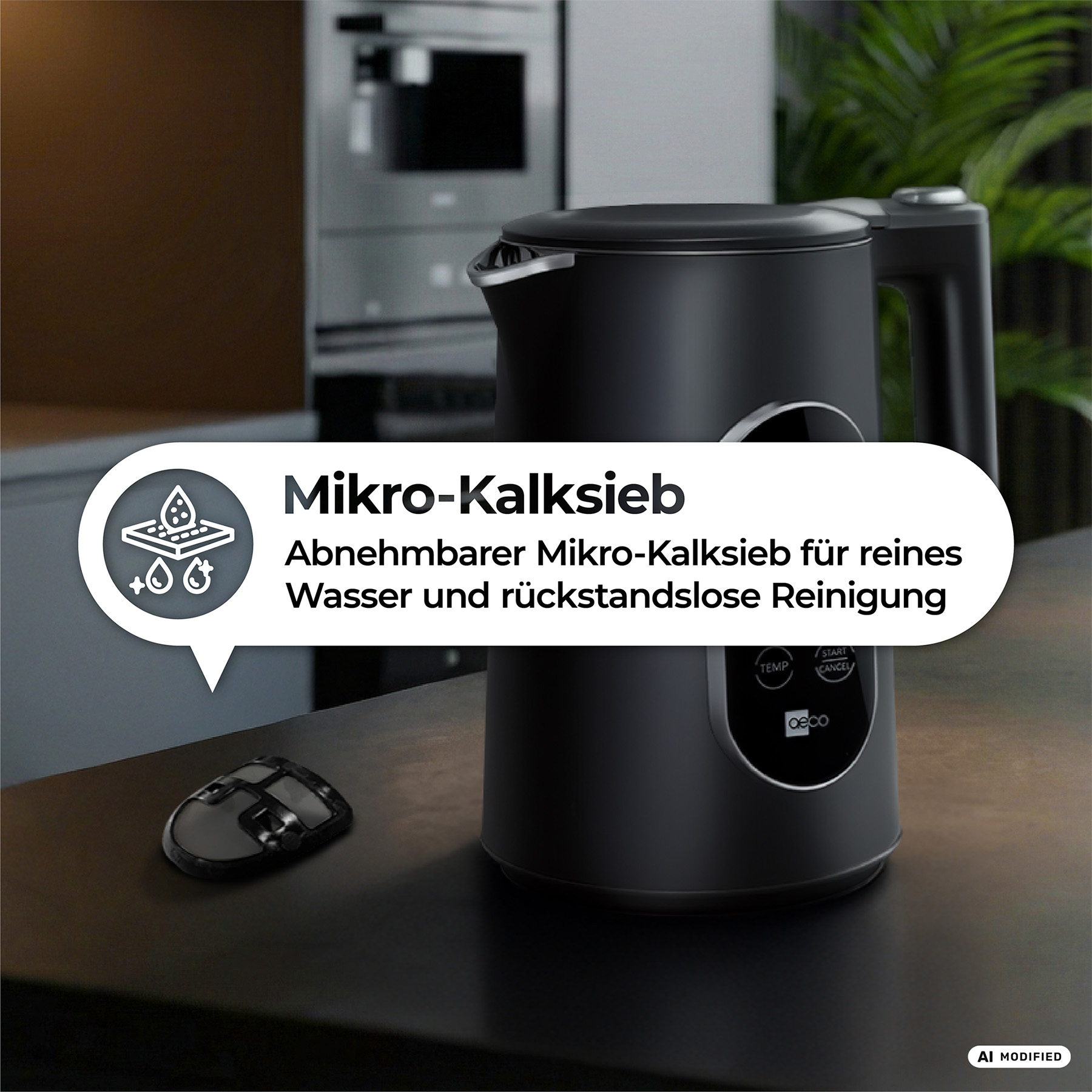 Schwarzer Wasserkocher mit abnehmbarem Kalksieb und digitalen Bedienelementen.