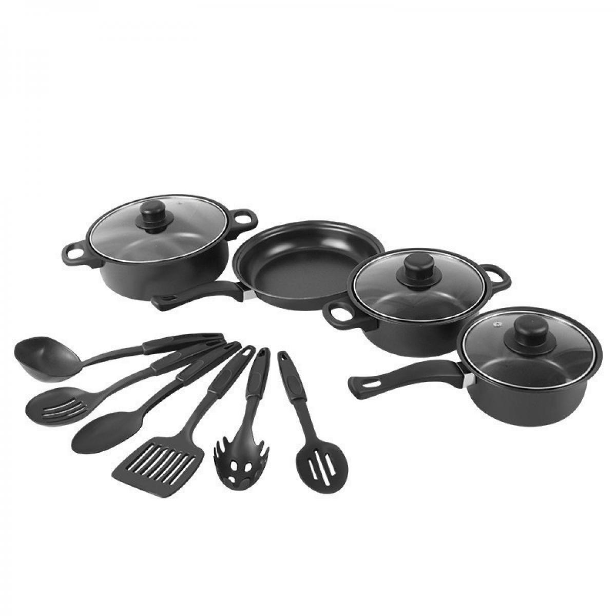 Ein Kochgeschirr-Set aus dunklem Metall mit Deckeln und Kochutensilien.