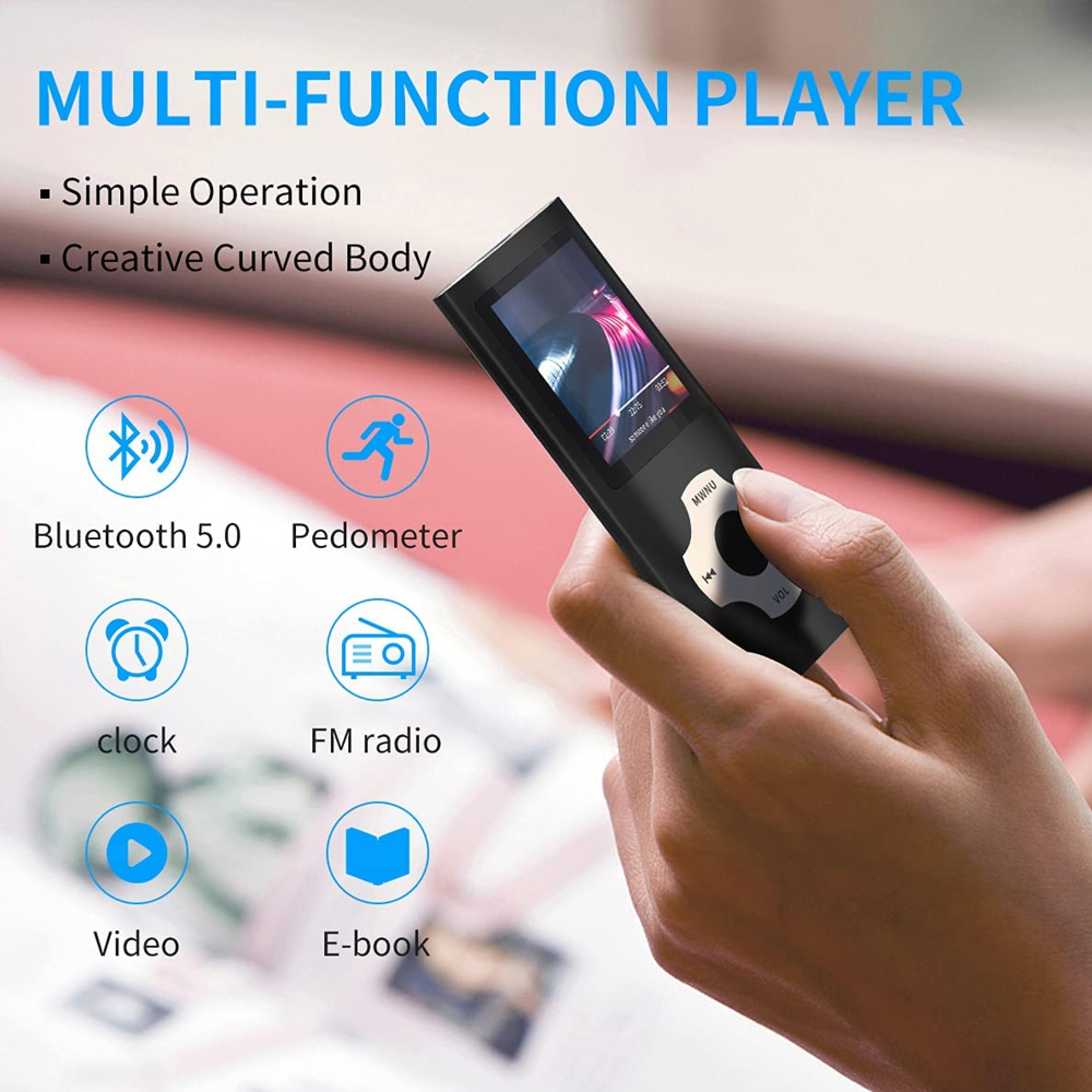 Schwarzer Multifunktions-Player in der Hand, mit Symbolen f. Bluetooth, Pedometer, Uhr, FM-Radio, Video, E-Book.