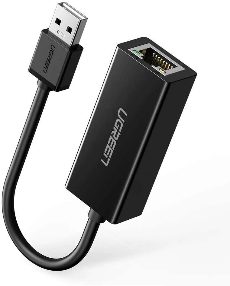 Adattatore USB a Ethernet nero con logo UGREEN. Mostra una spina USB e una porta Ethernet.