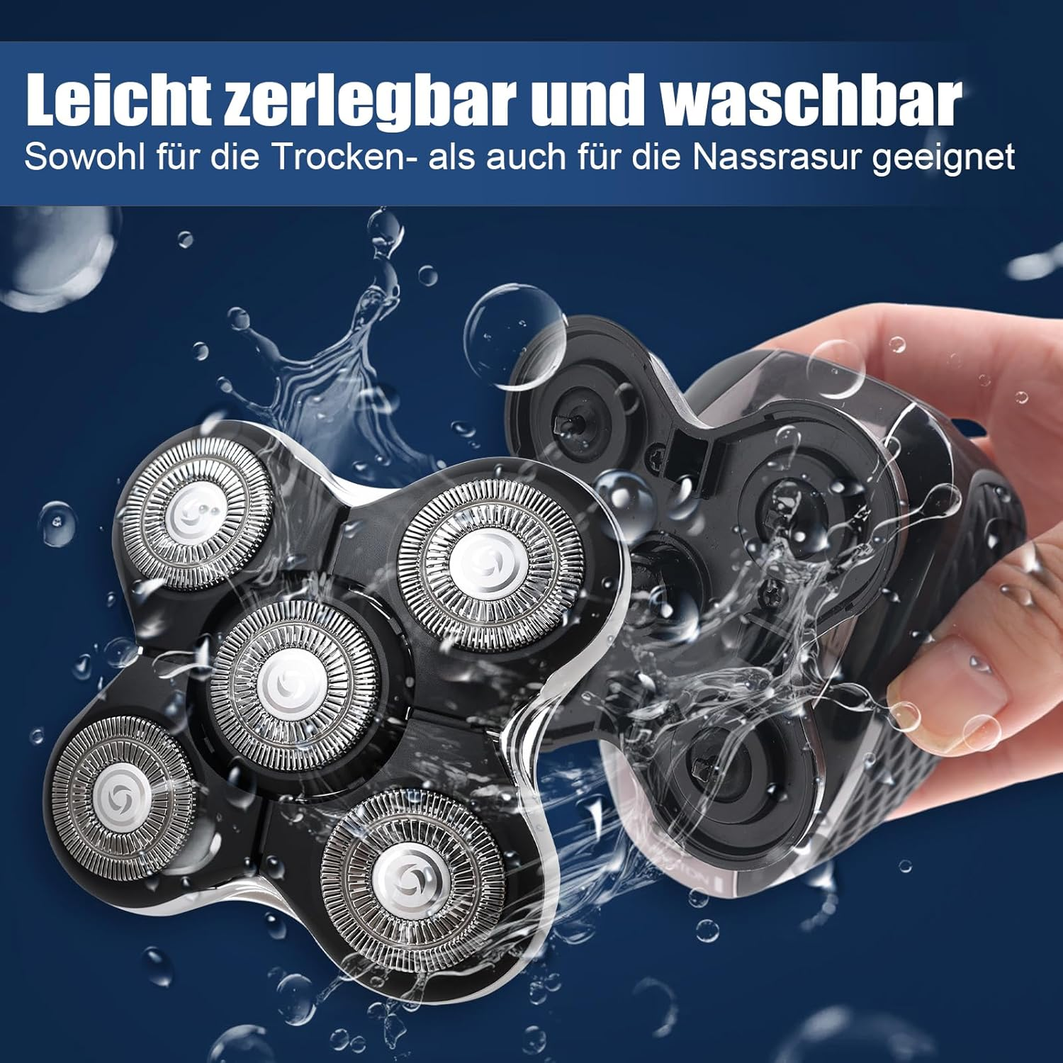 Eine Hand hält einen schwarzen Elektrorasiererkopf, auf den Wasser spritzt.